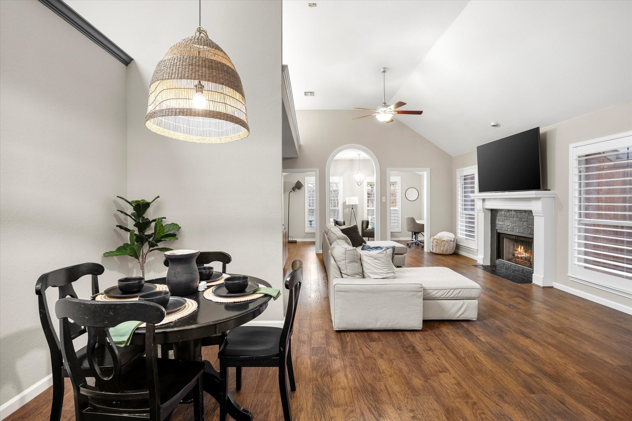 2127 Amherst Drive