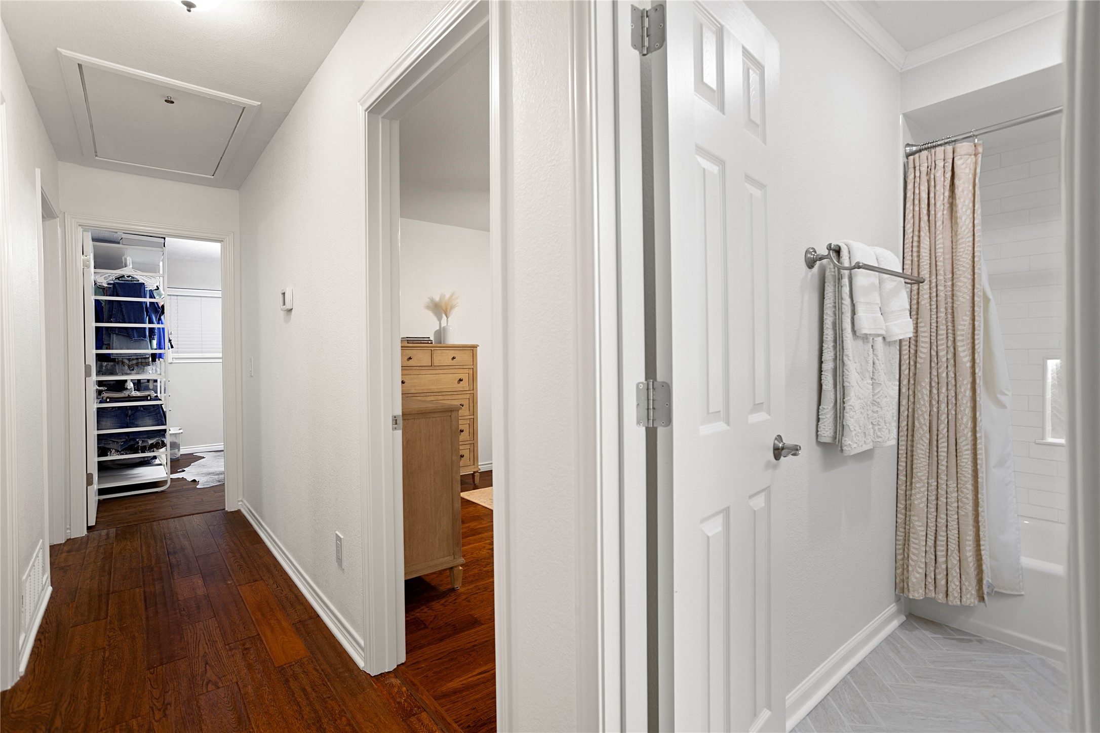 2605 Bunker Hill Circle