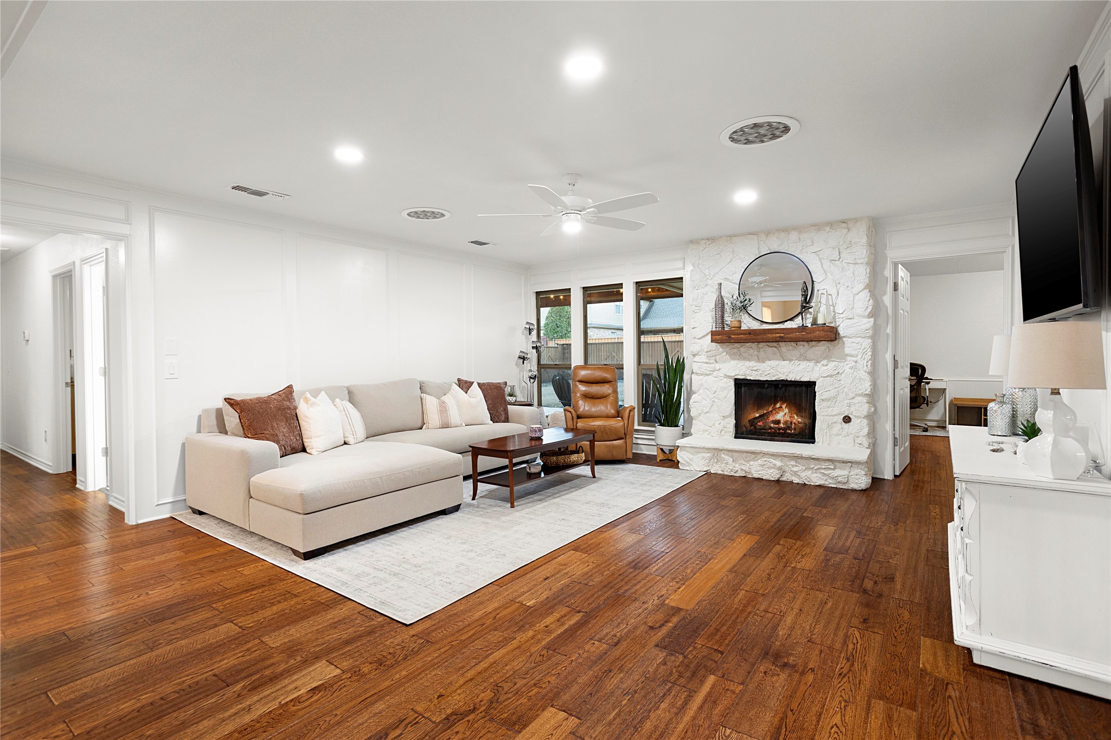 2605 Bunker Hill Circle