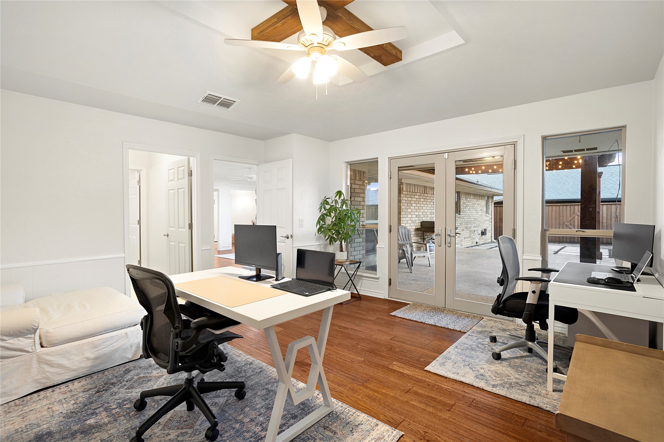 2605 Bunker Hill Circle