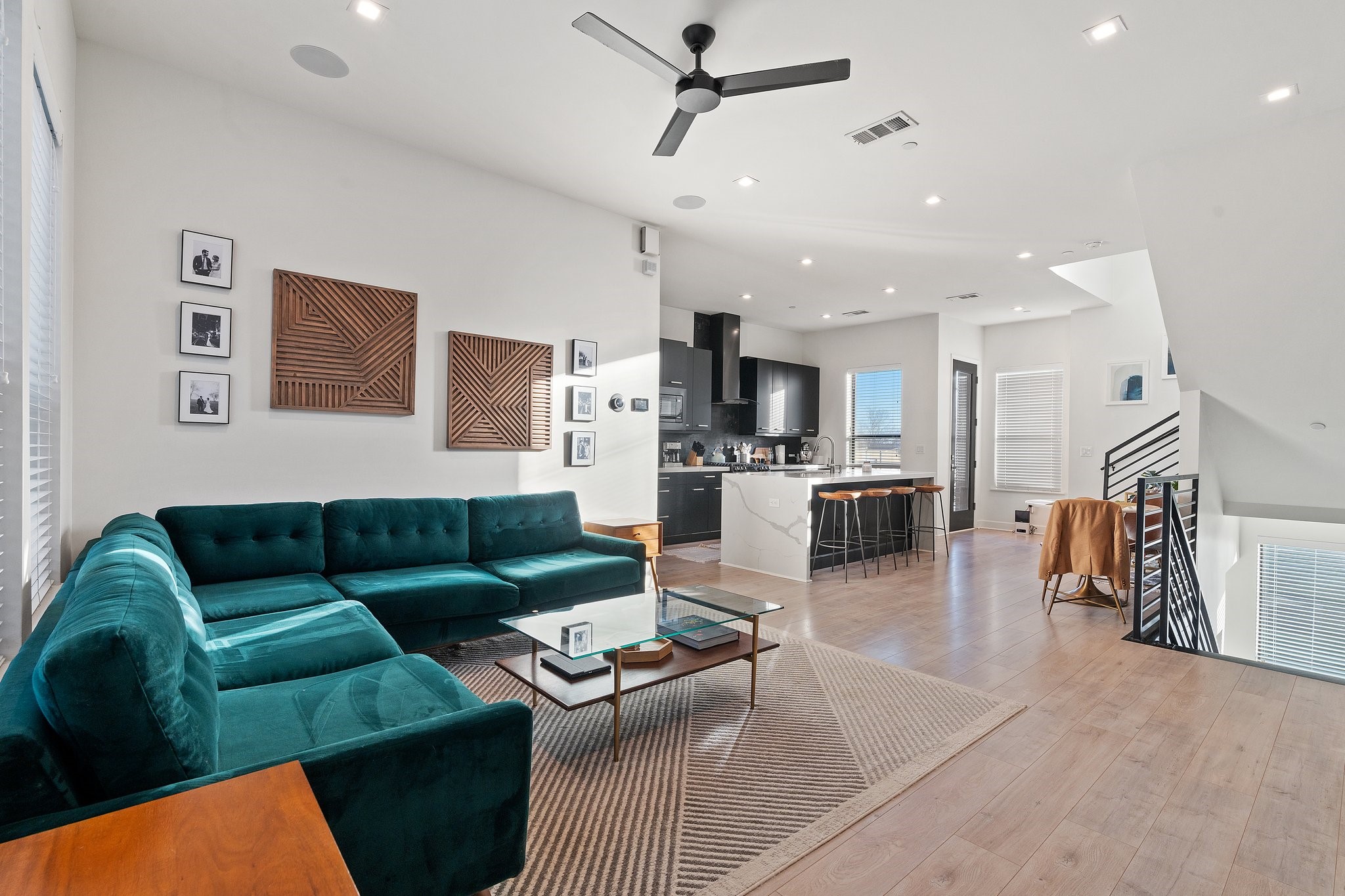 2000 Park Avenue 102