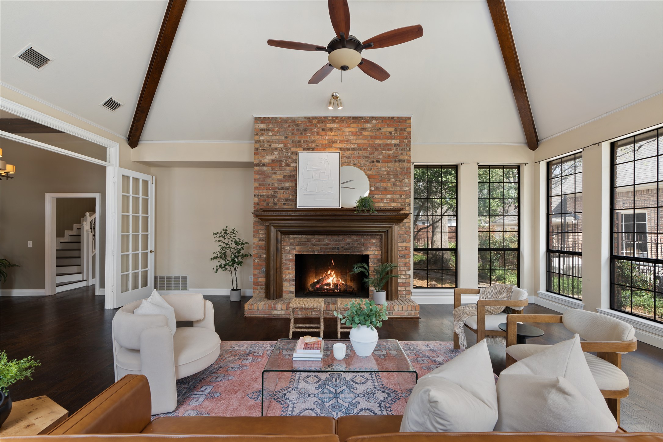 2210 Forest Creek