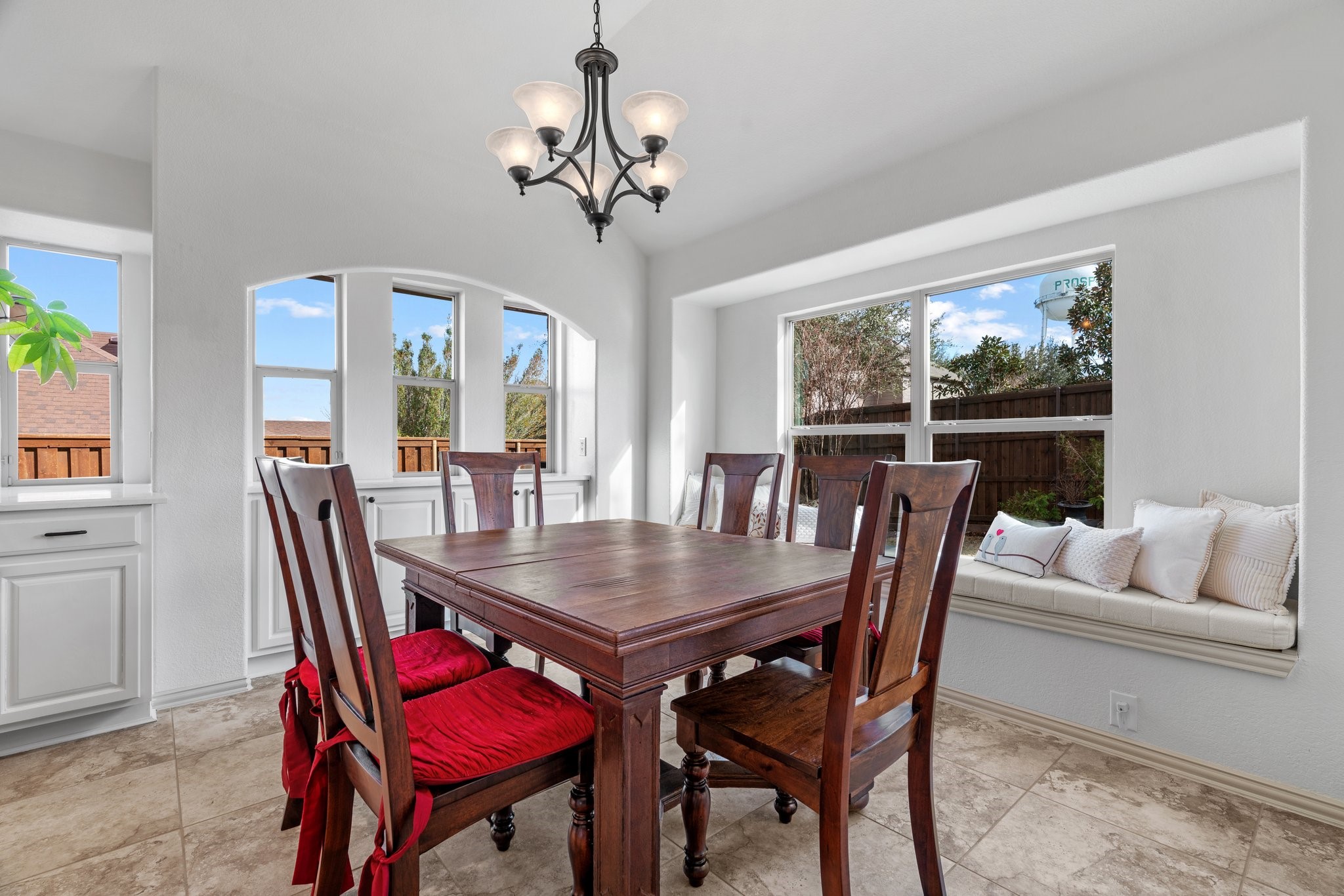 1420 Crescent Valley Drive