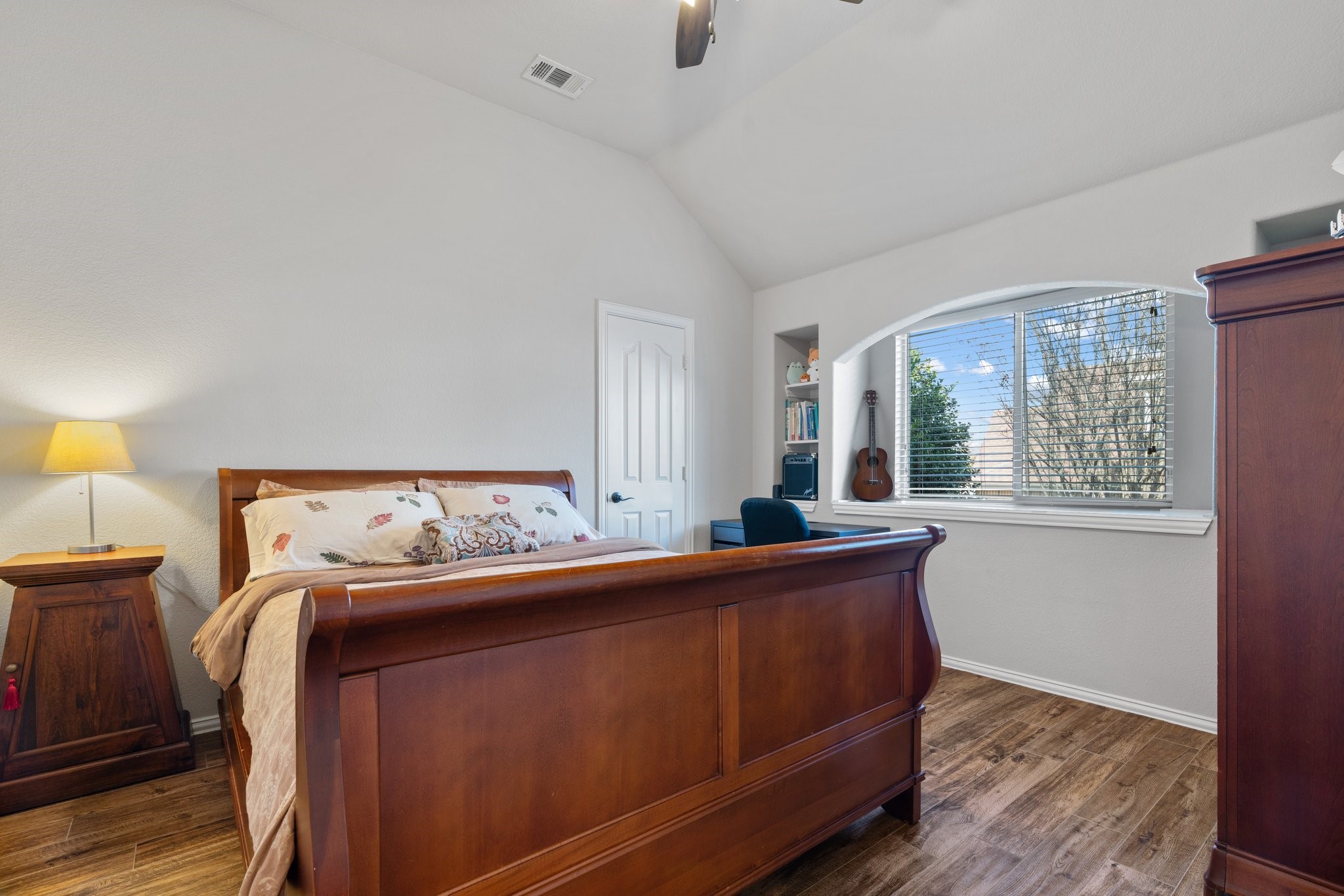1420 Crescent Valley Drive