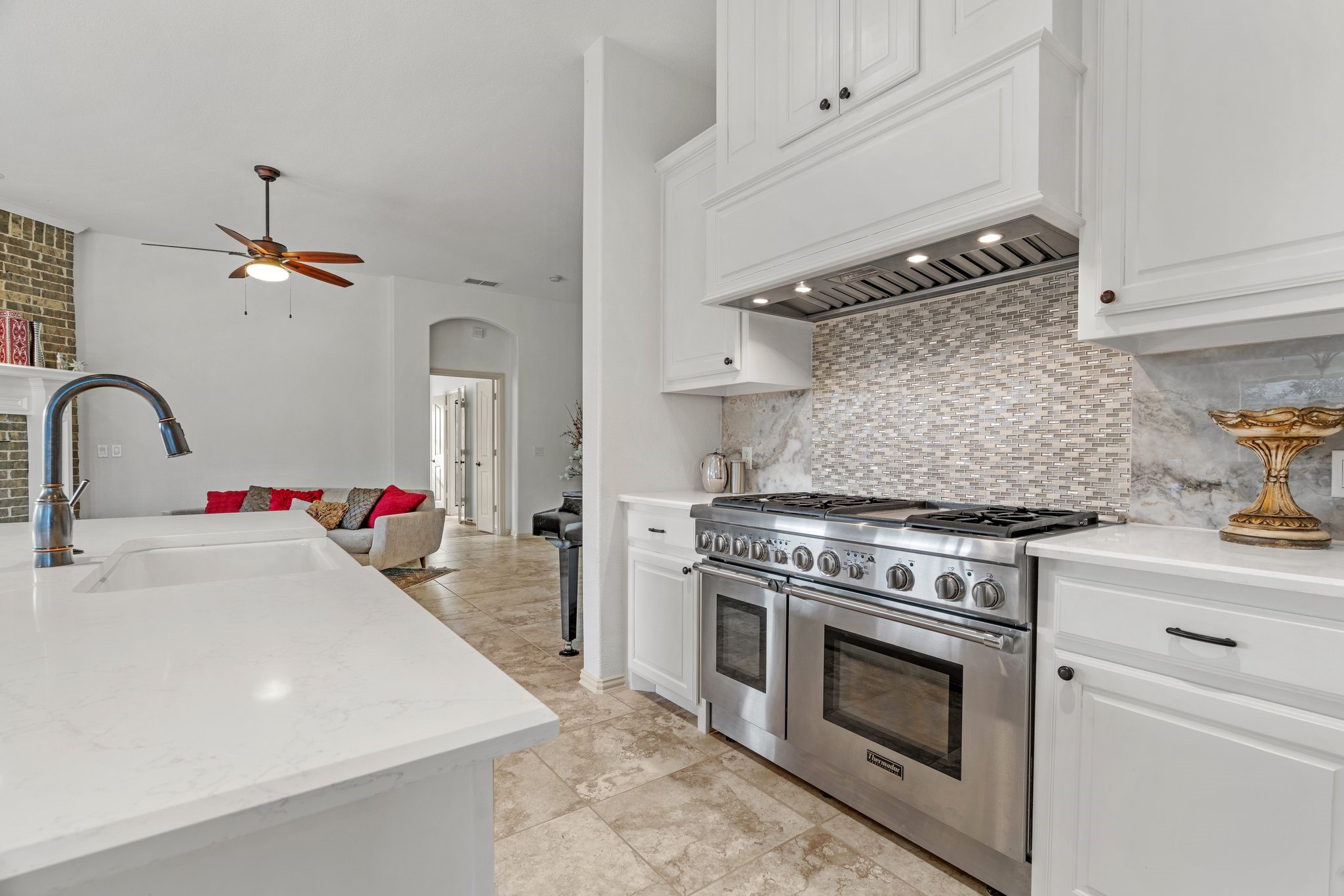 1420 Crescent Valley Drive