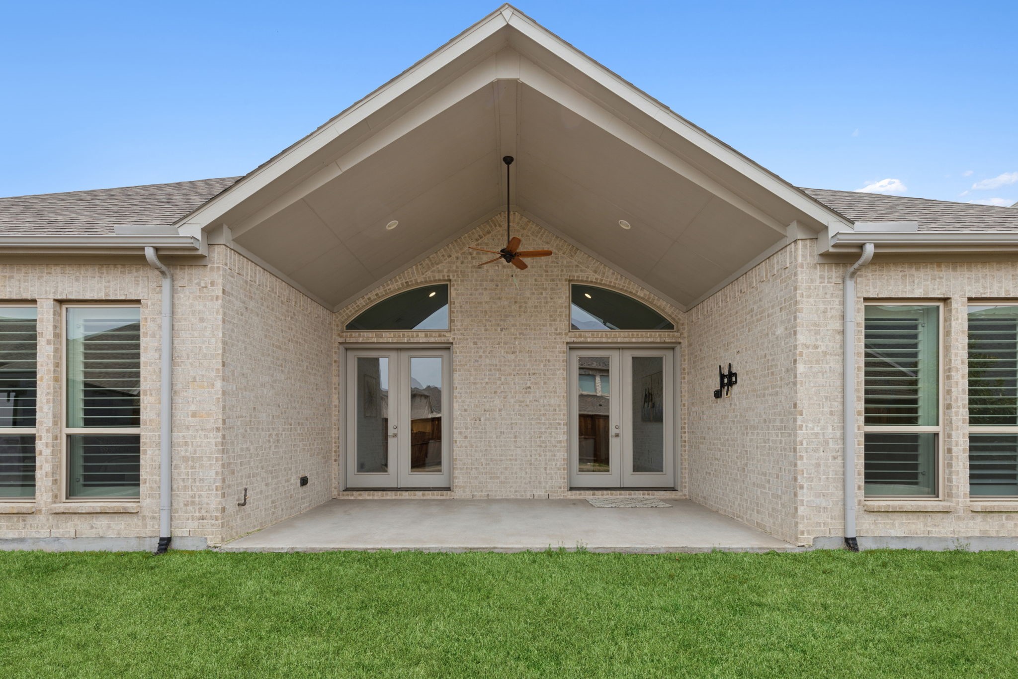 4240 Porosa Lane