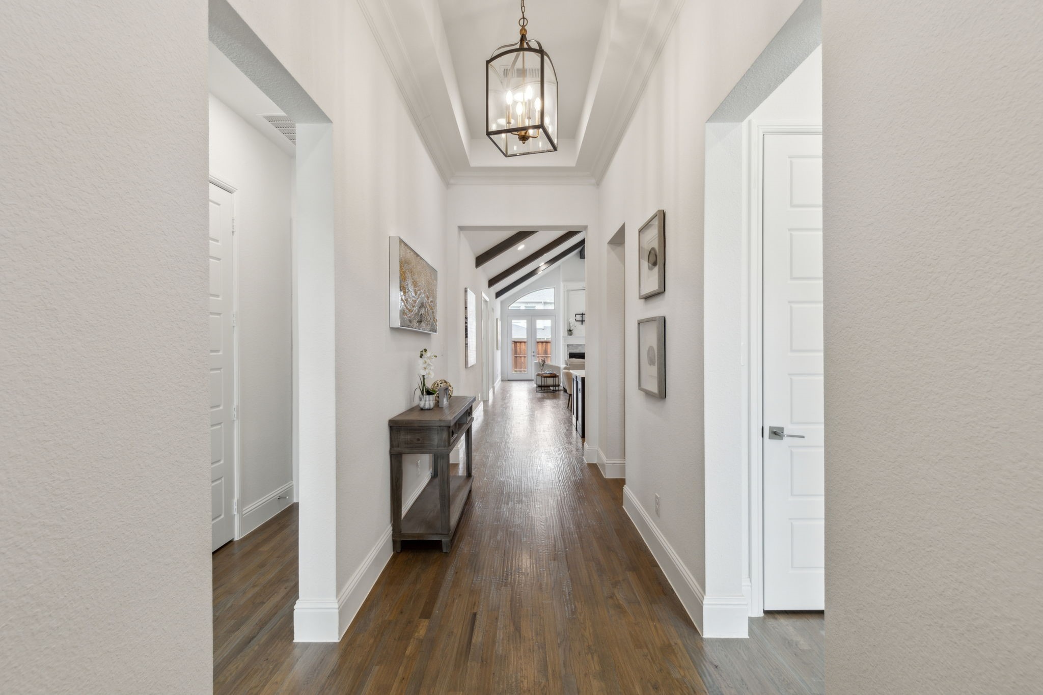 4240 Porosa Lane