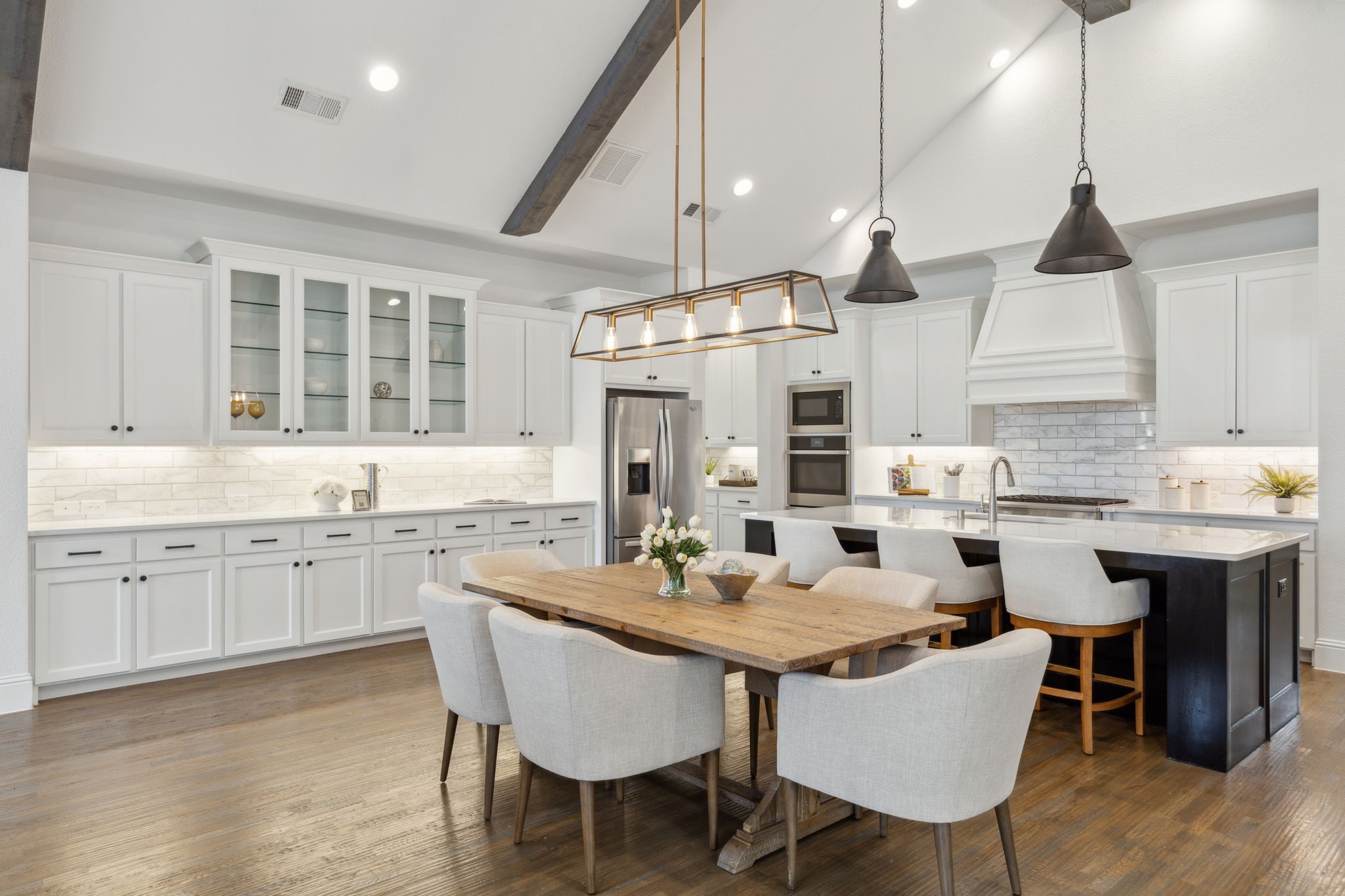 4240 Porosa Lane