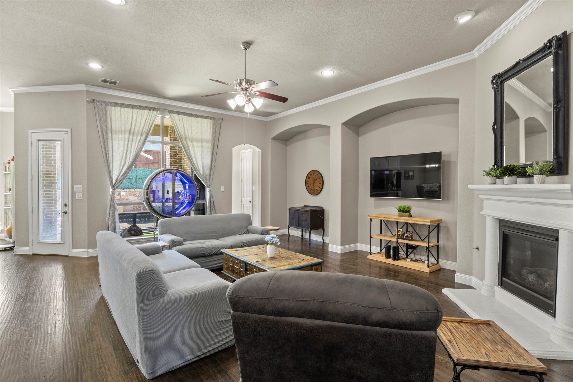 1120 Circle J Trail
