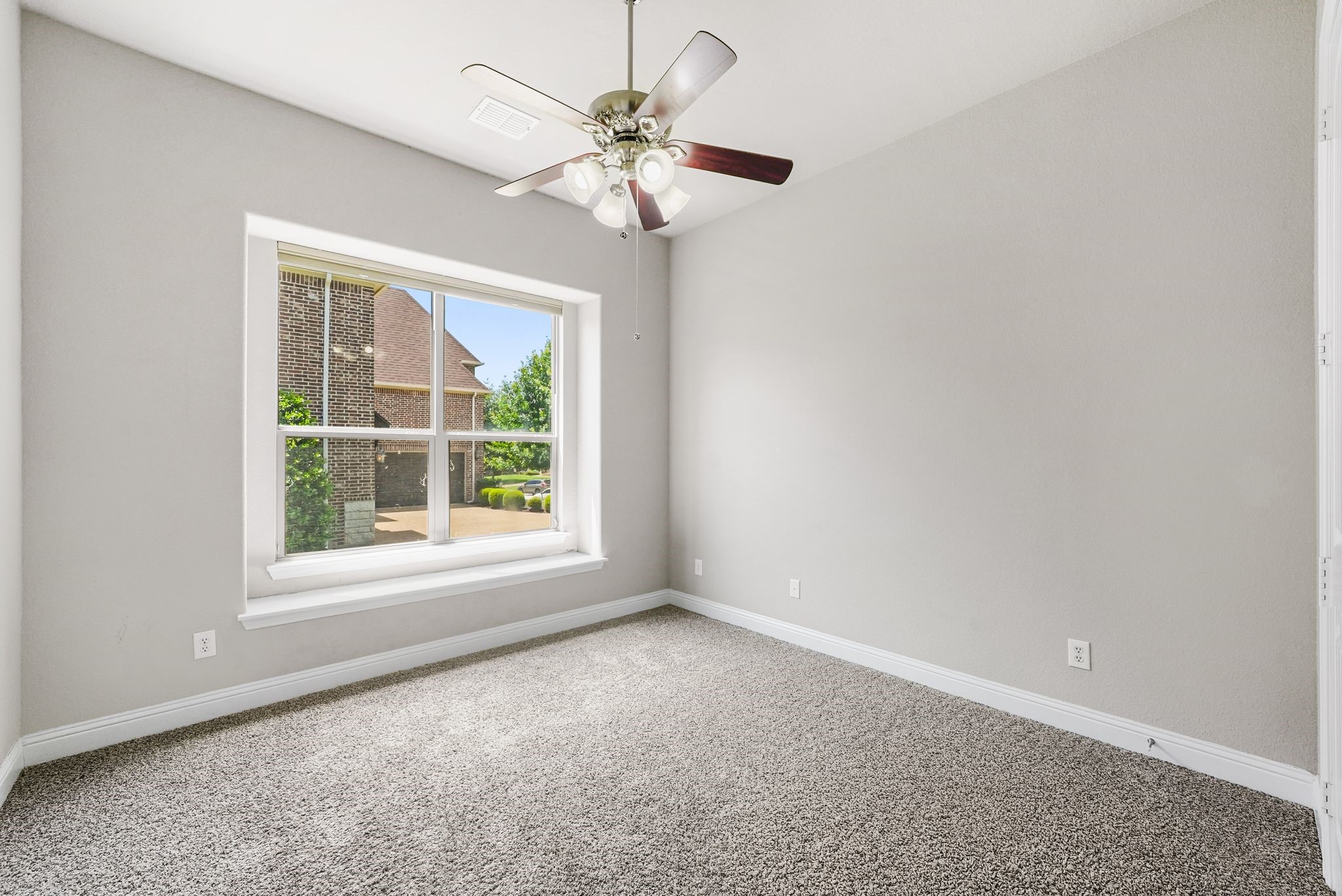 1120 Circle J Trail
