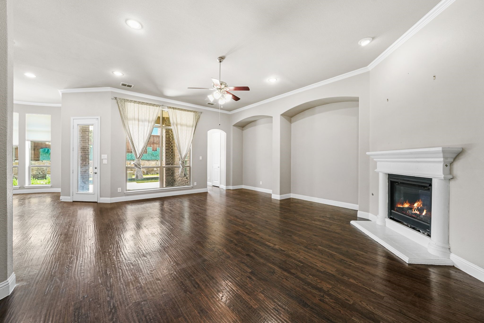 1120 Circle J Trail
