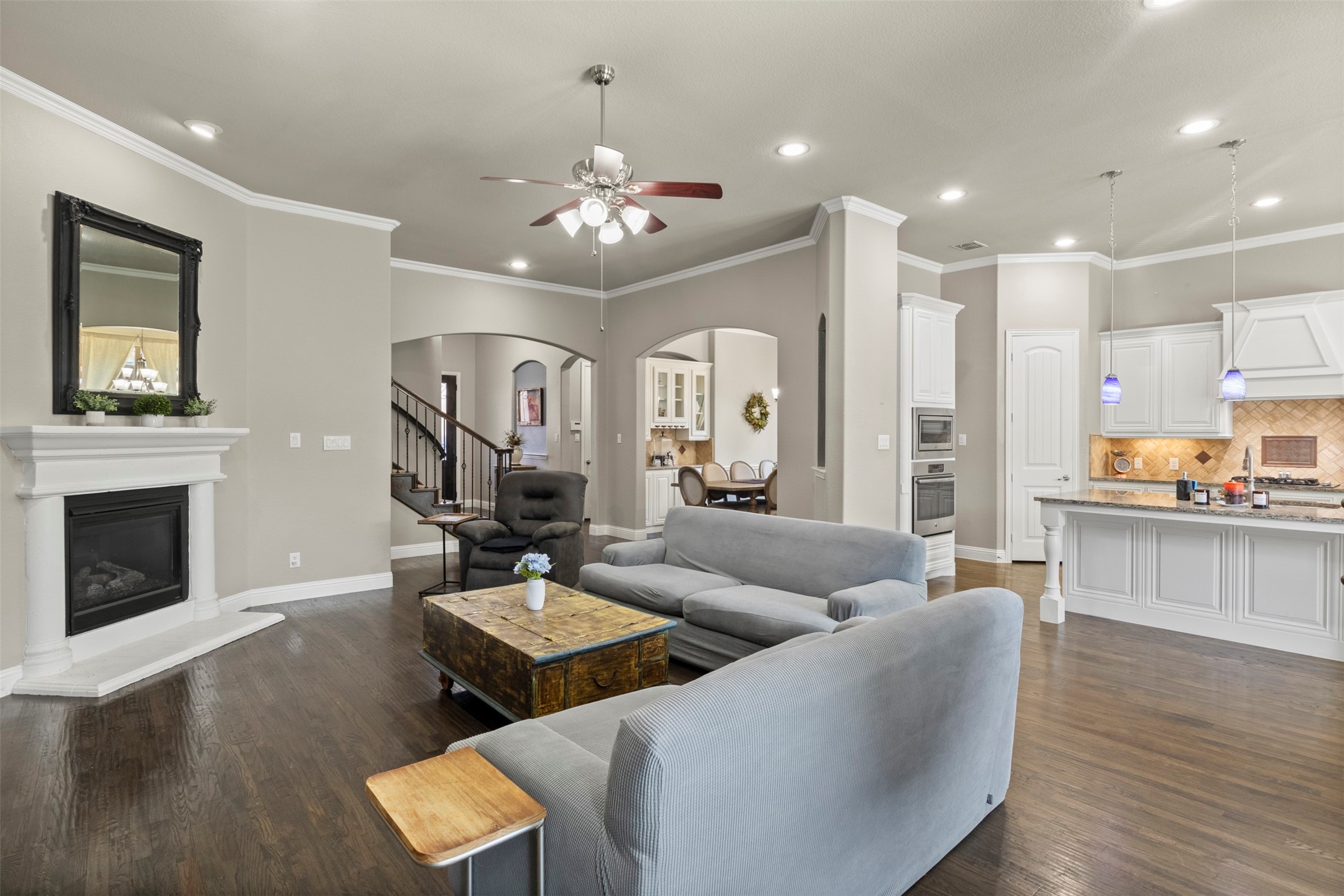 1120 Circle J Trail