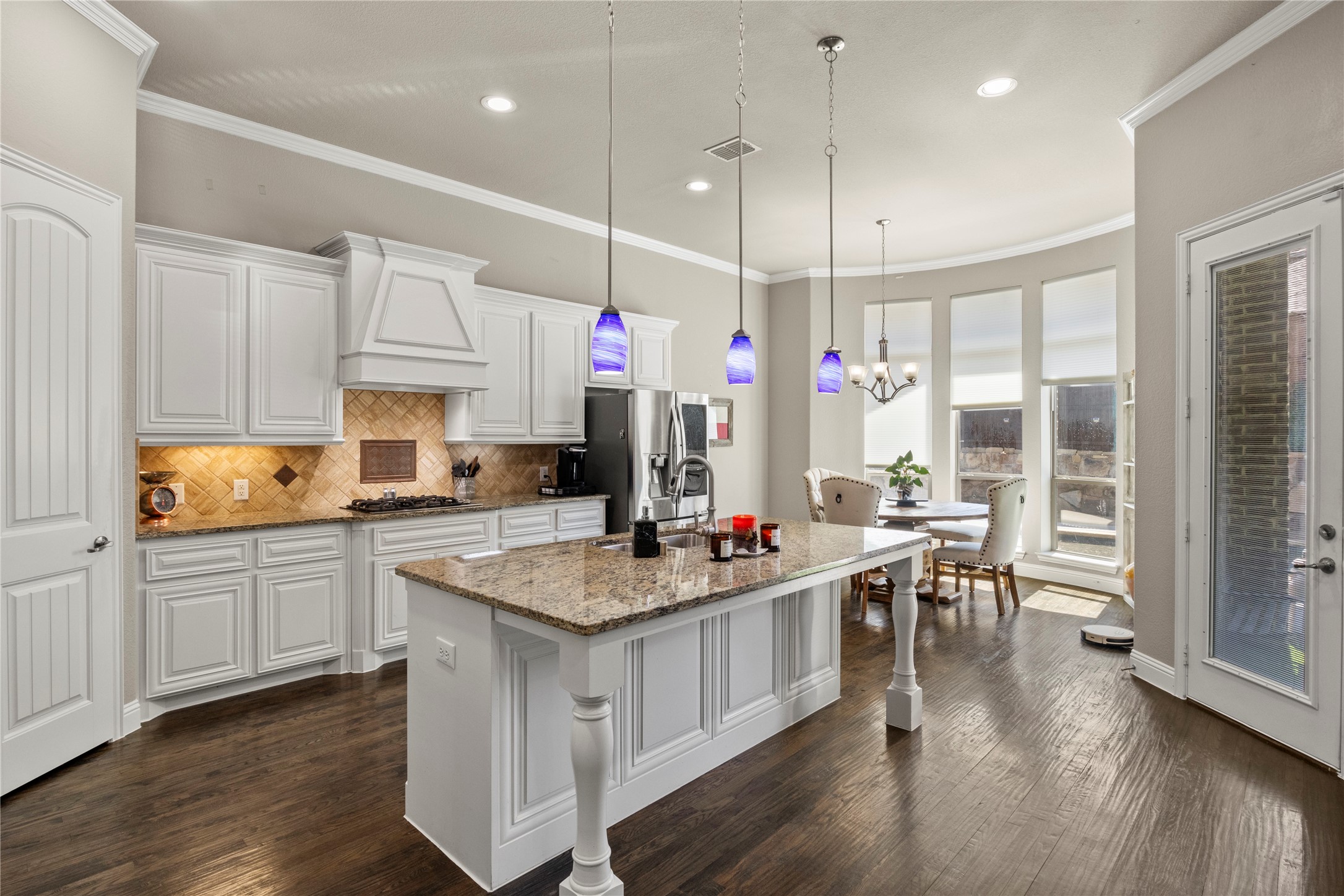 1120 Circle J Trail