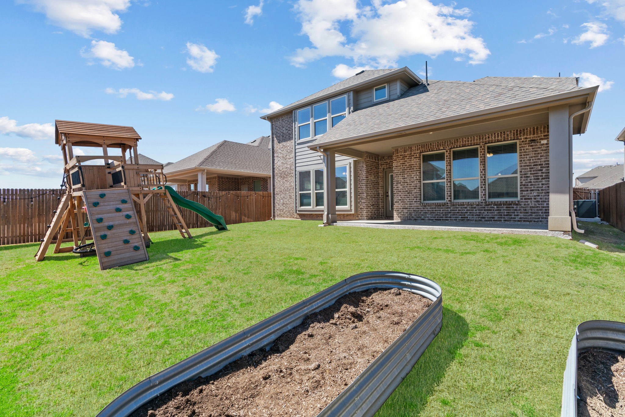 9101 Amistad Lane
