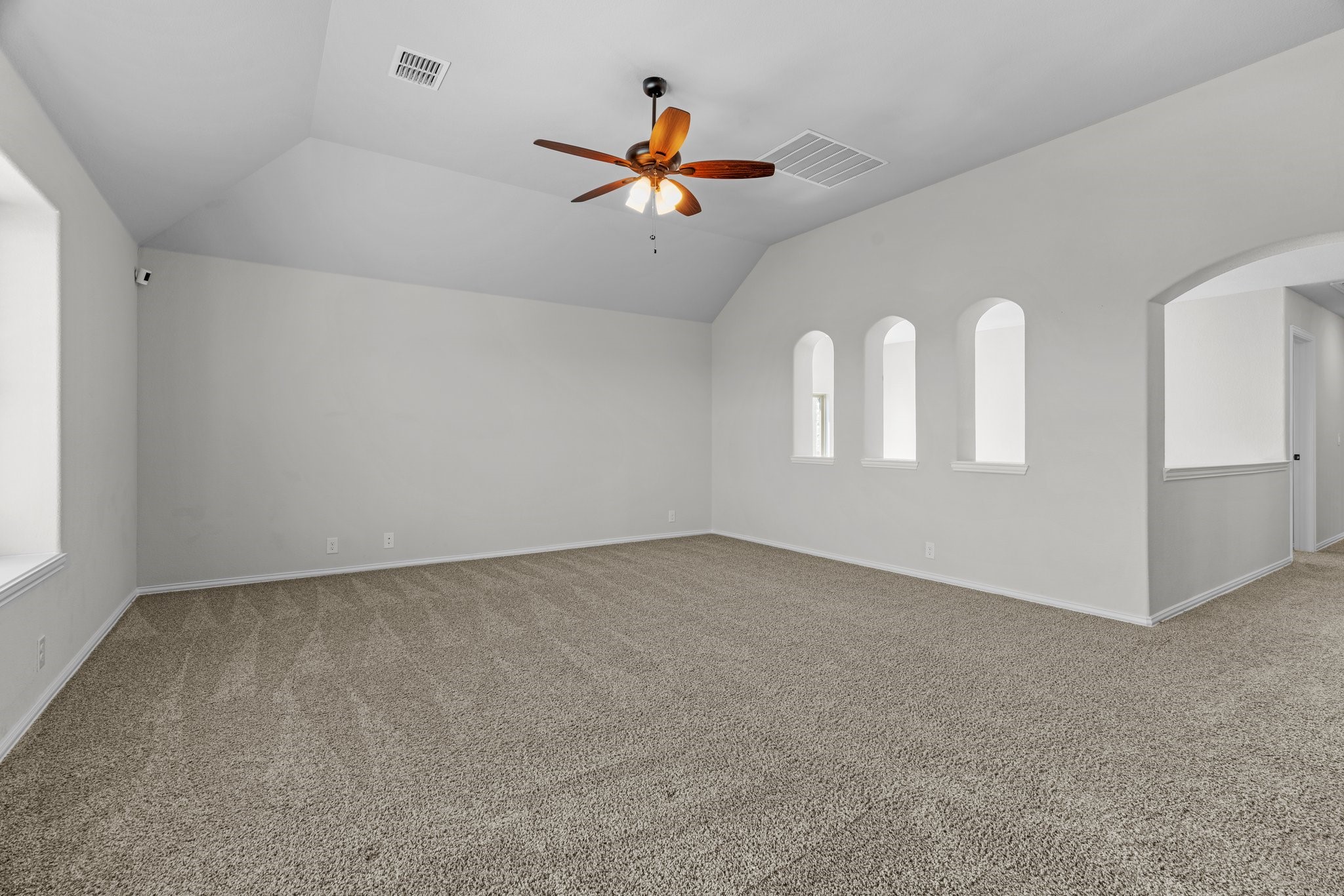 9101 Amistad Lane