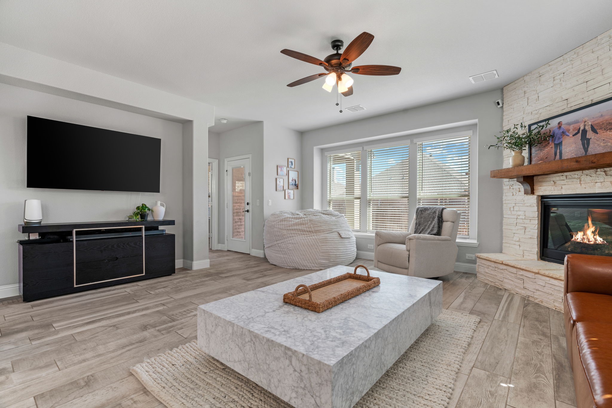 9101 Amistad Lane