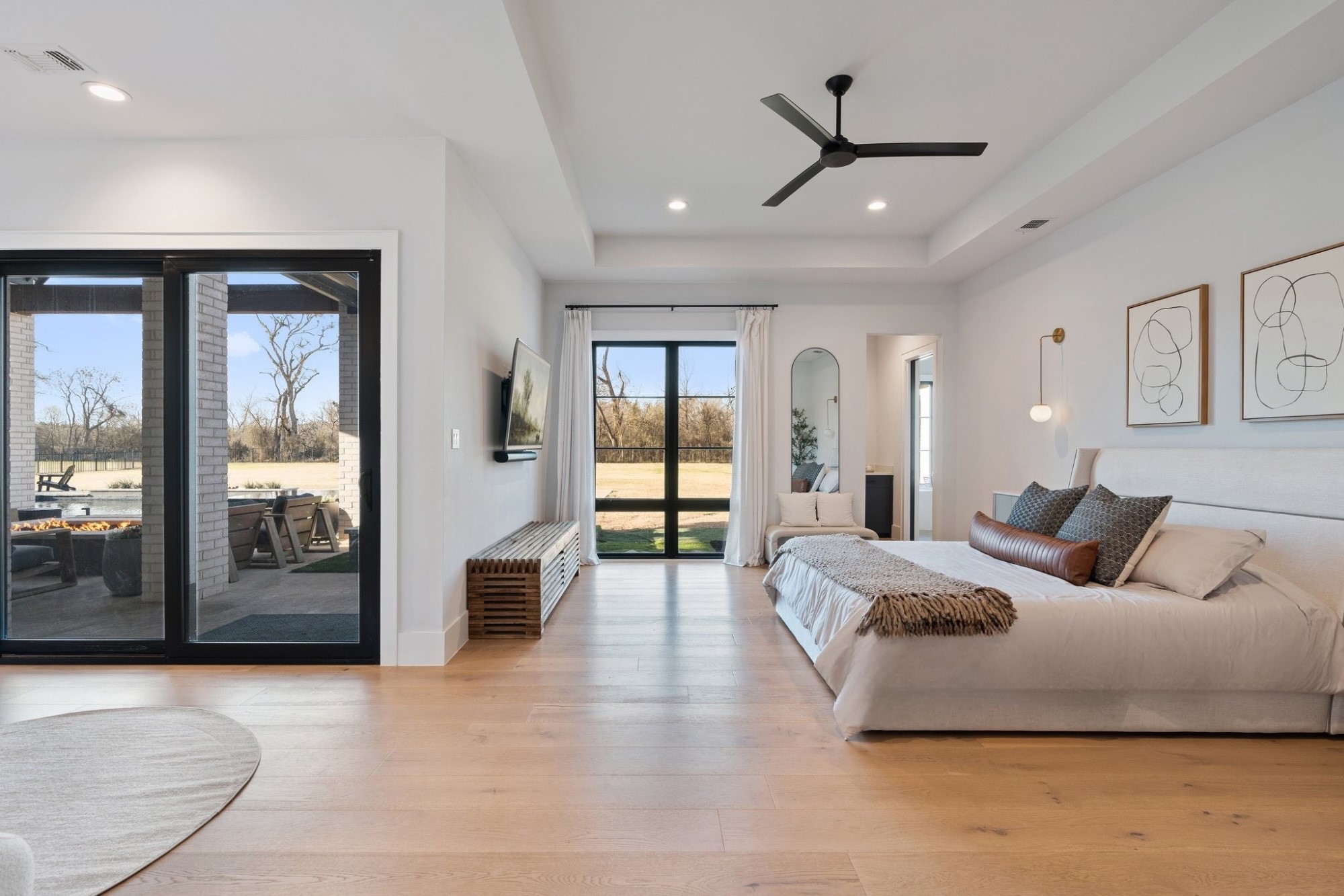 2052 Honey Lane
