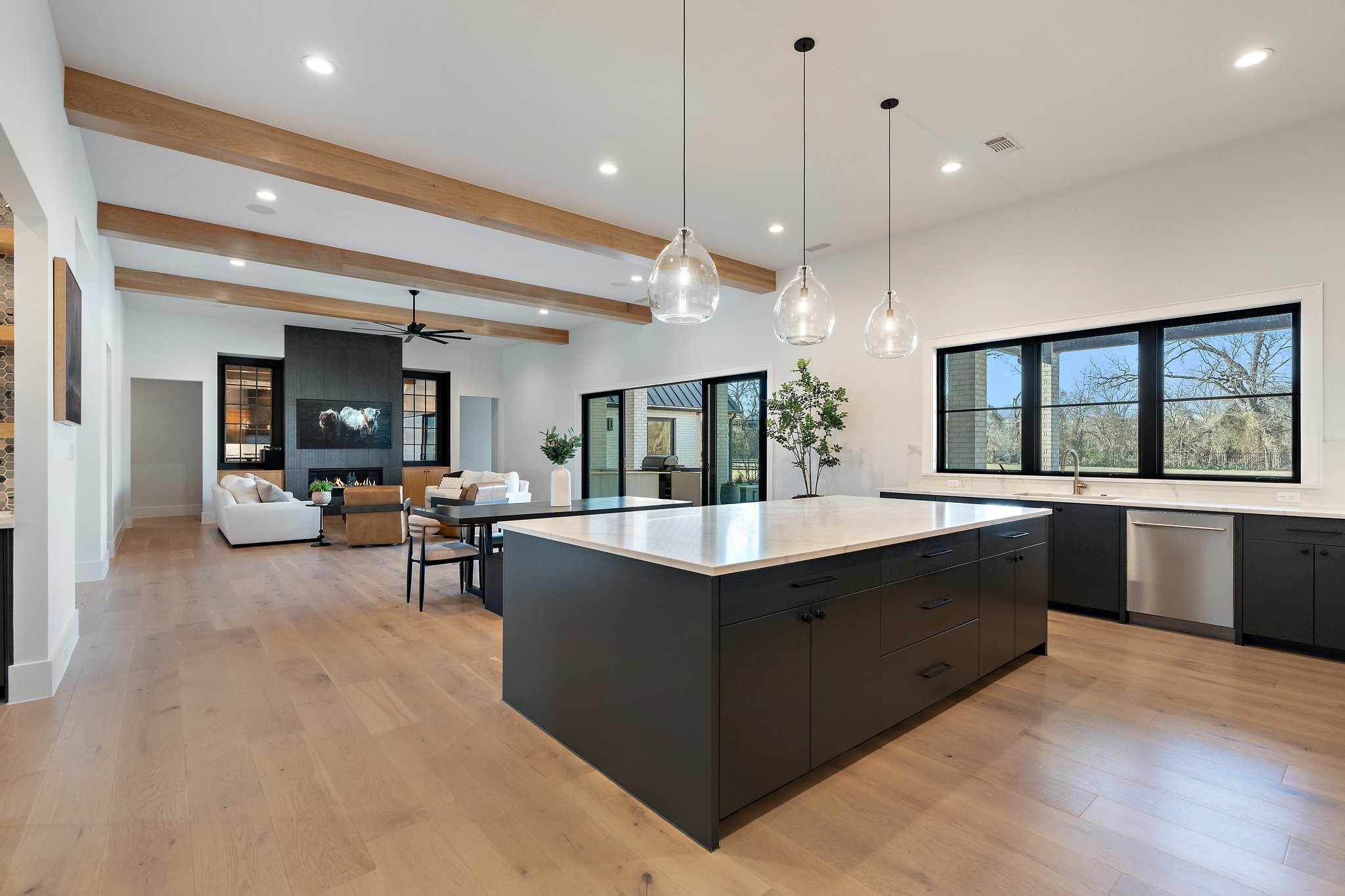 2052 Honey Lane