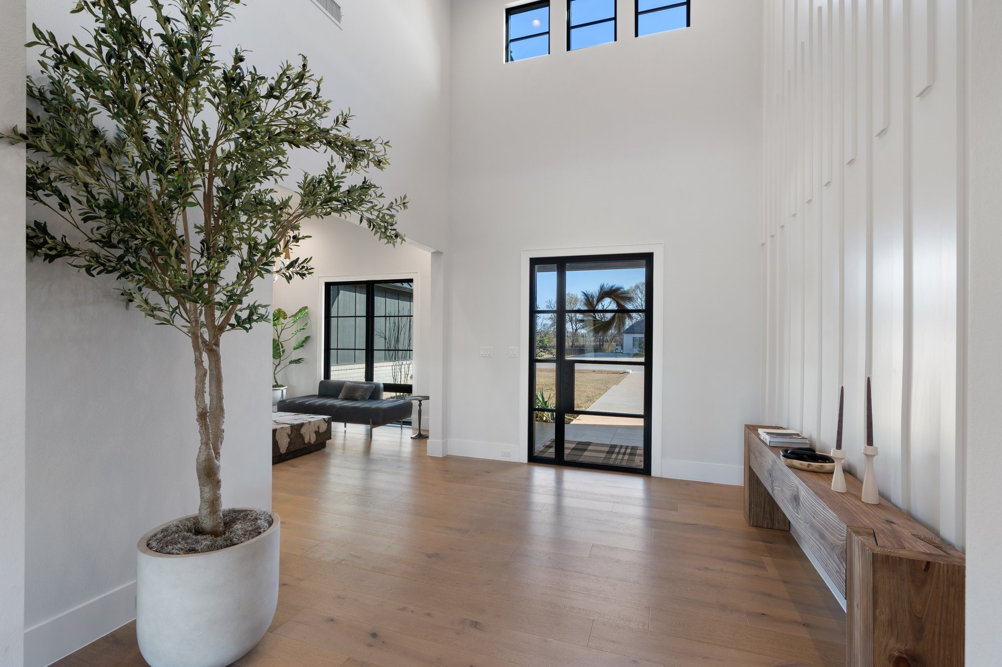 2052 Honey Lane