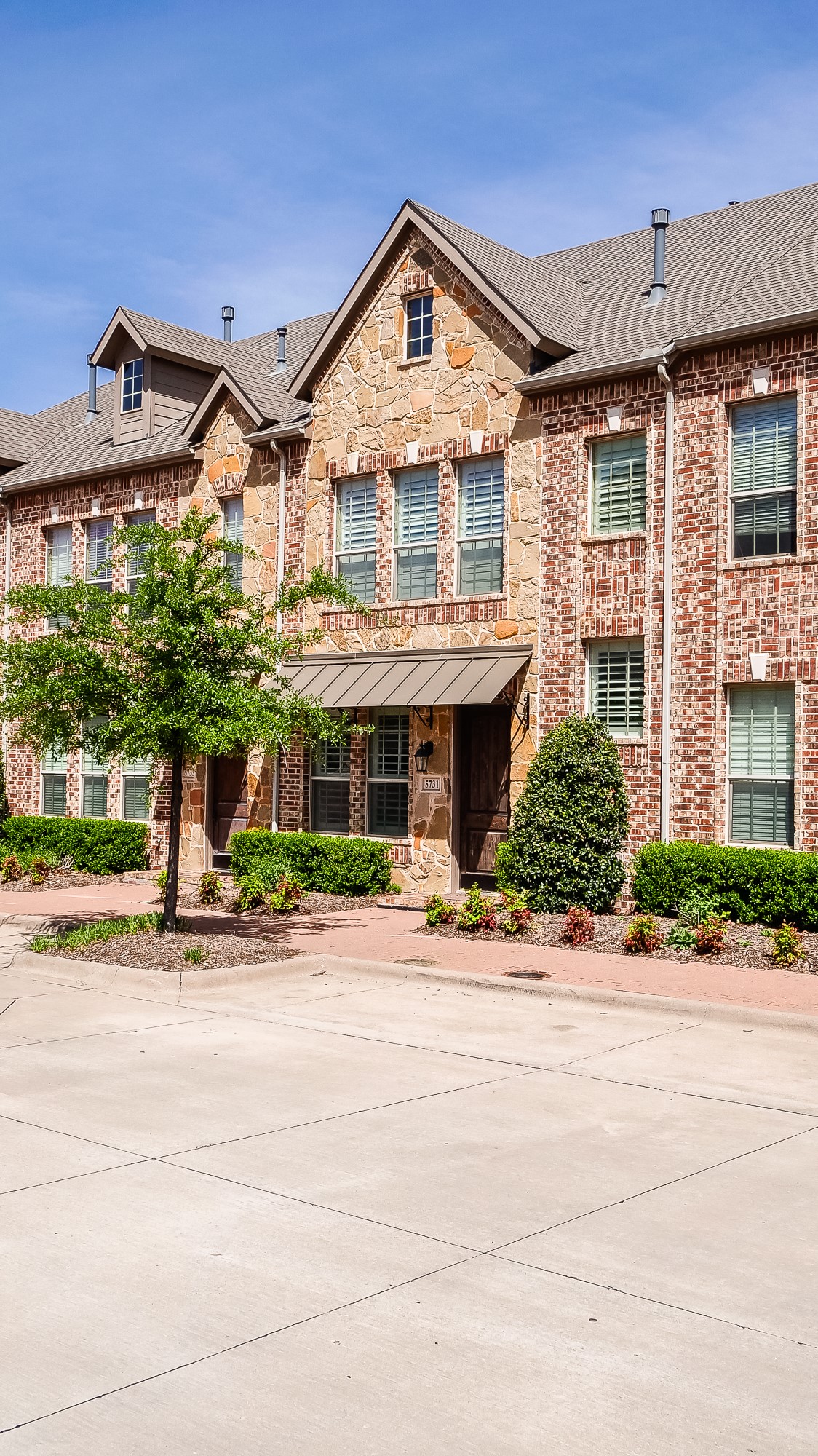 5731 Knox Drive