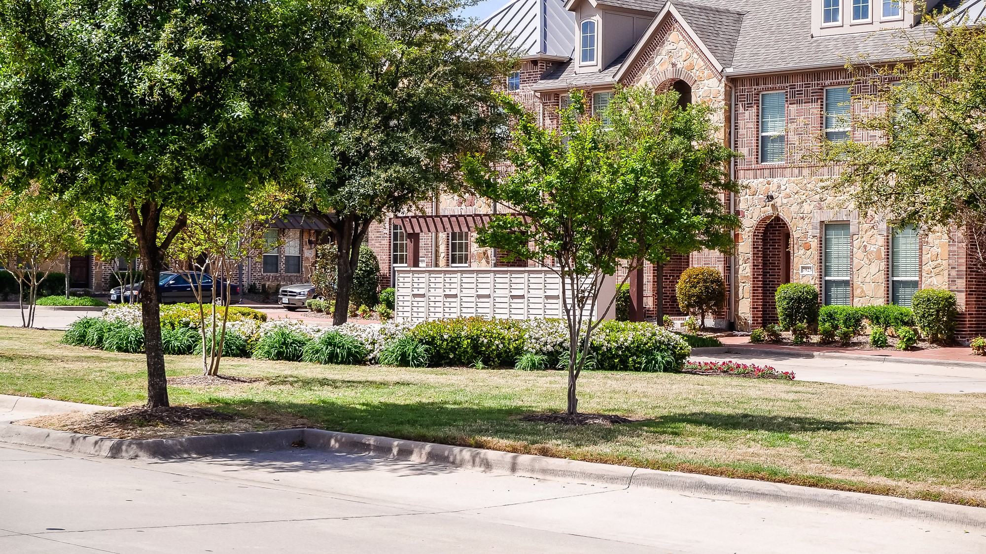 5731 Knox Drive
