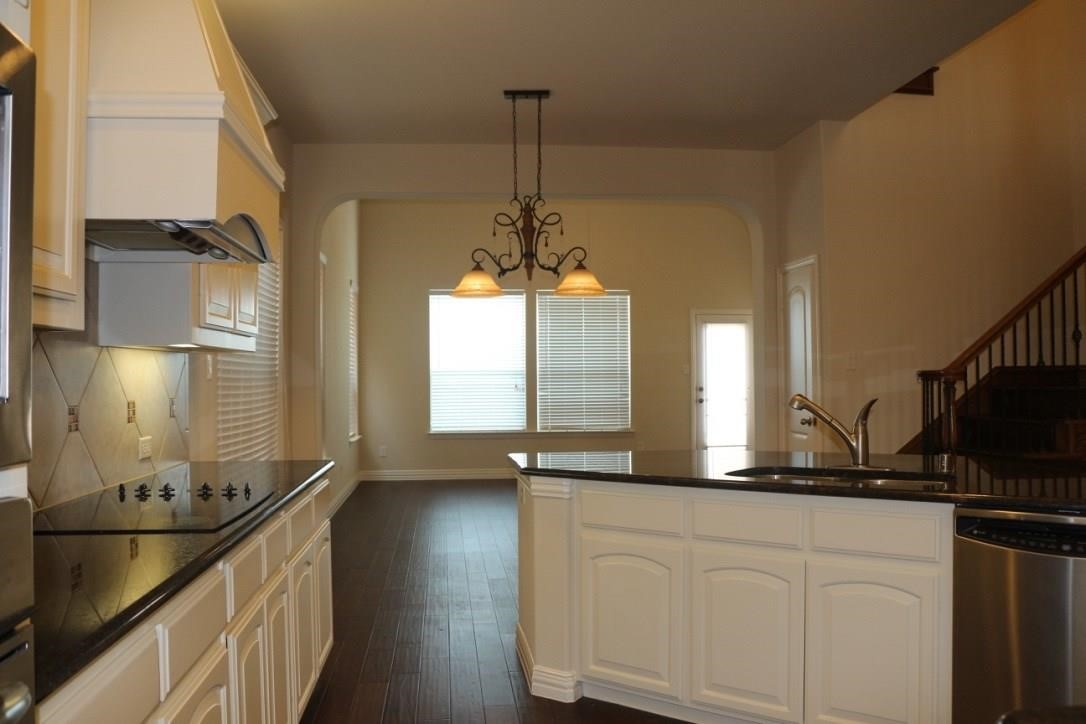 2009 Loma Alta Drive