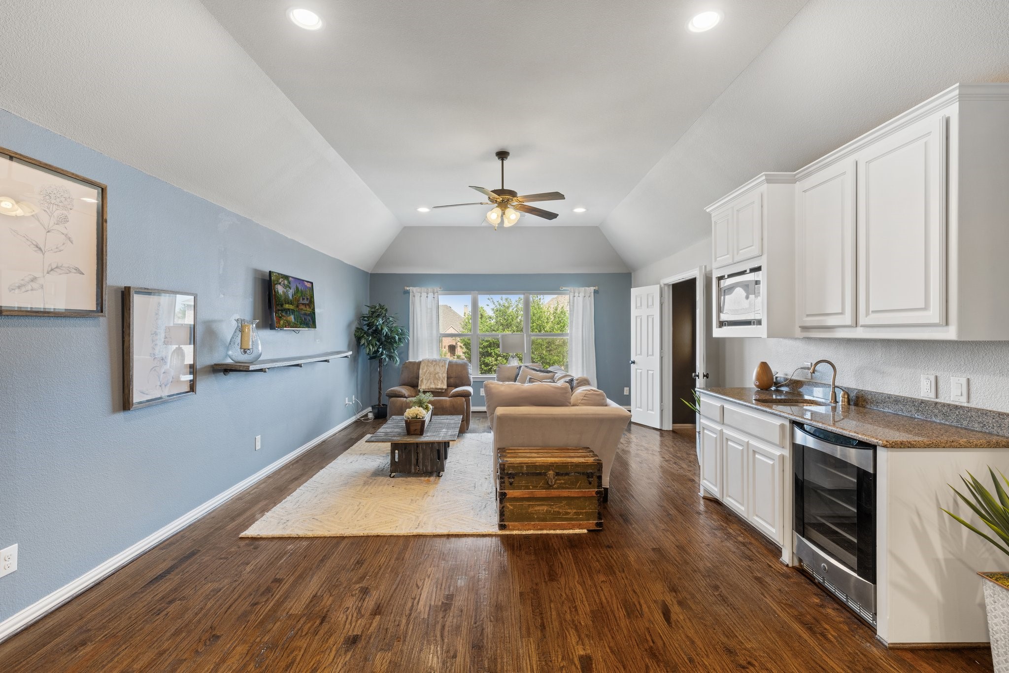 901 Moss Glen Drive