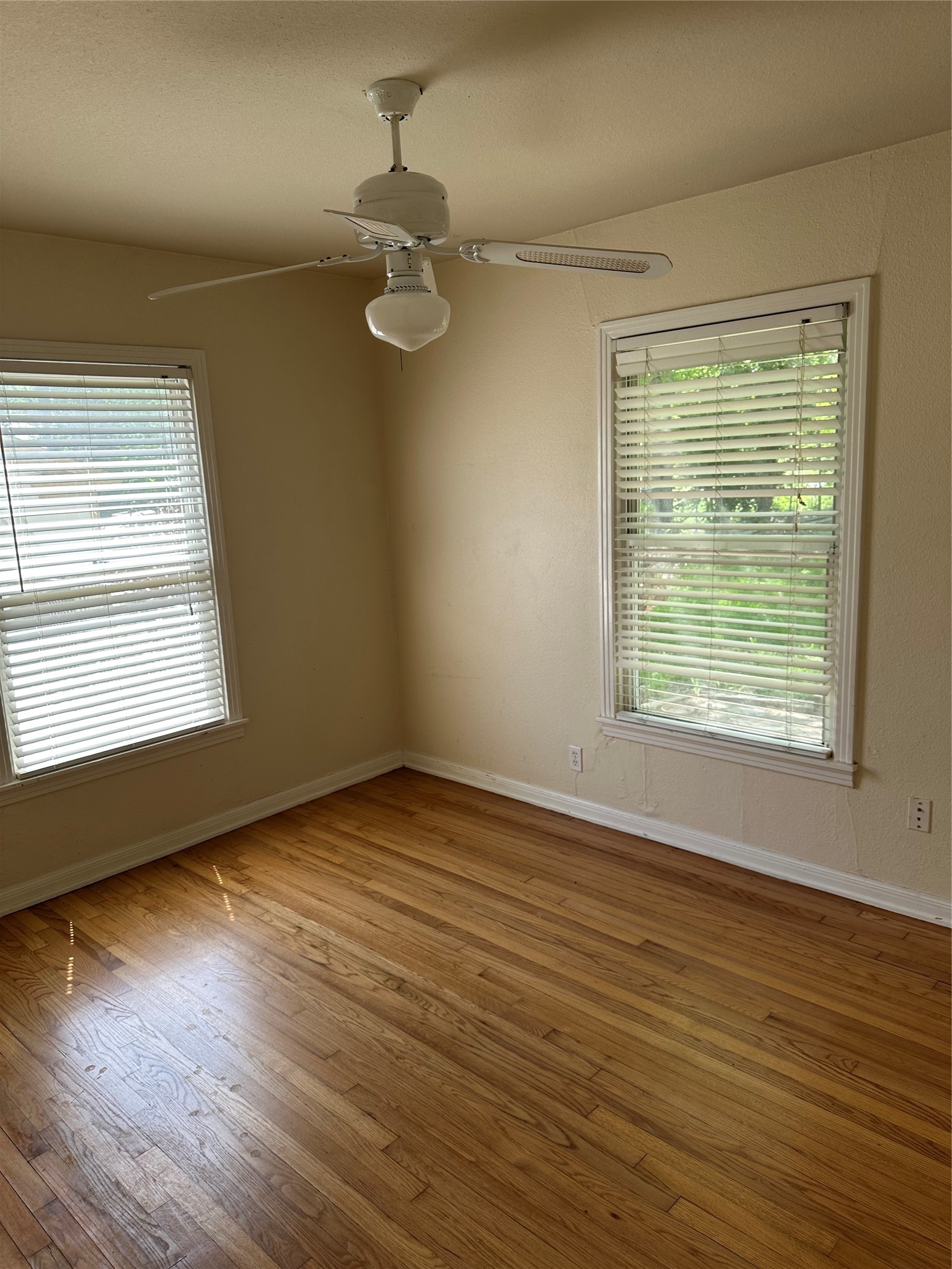 4412 Marks Place