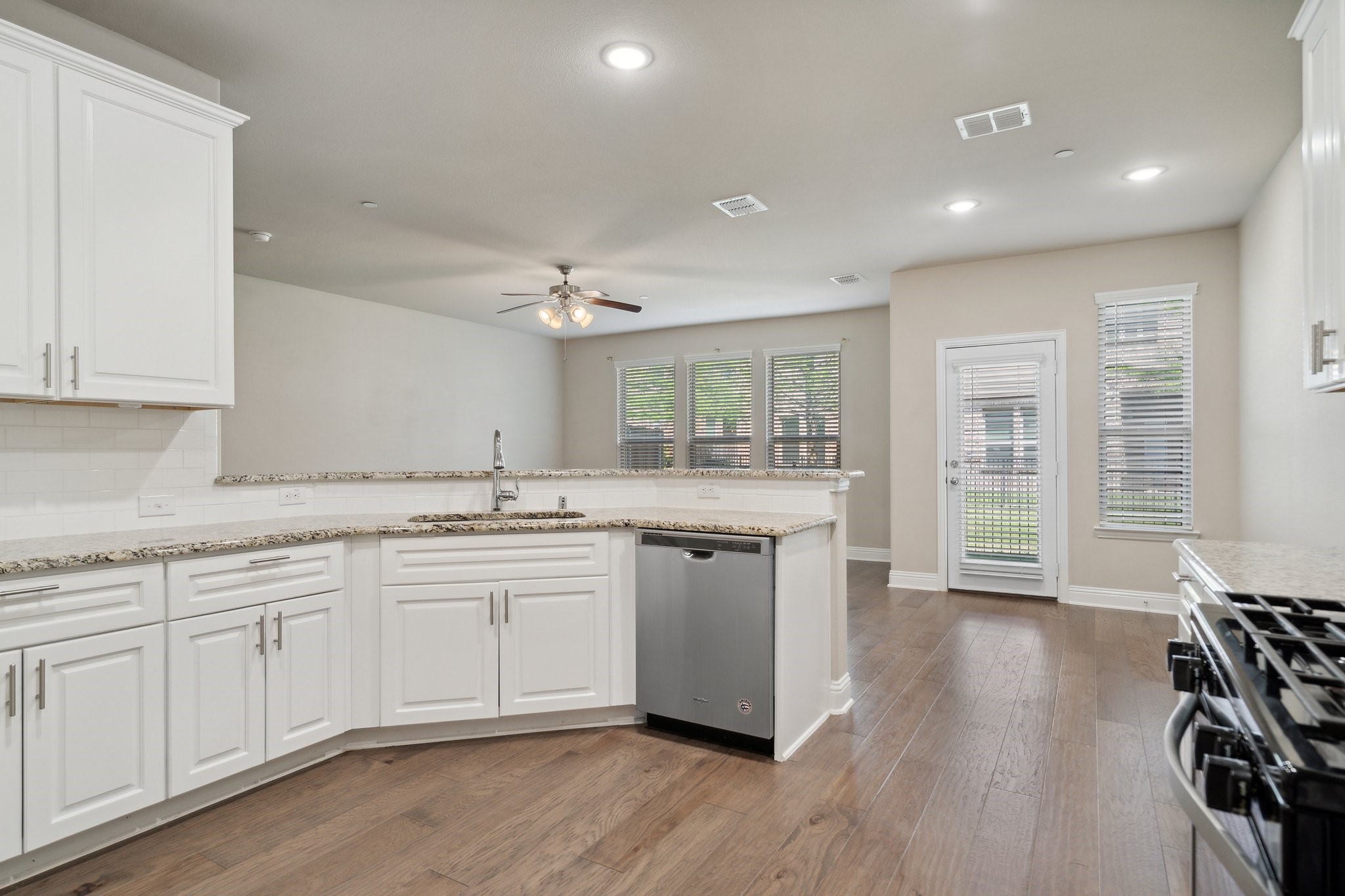 6336 Burbank Way