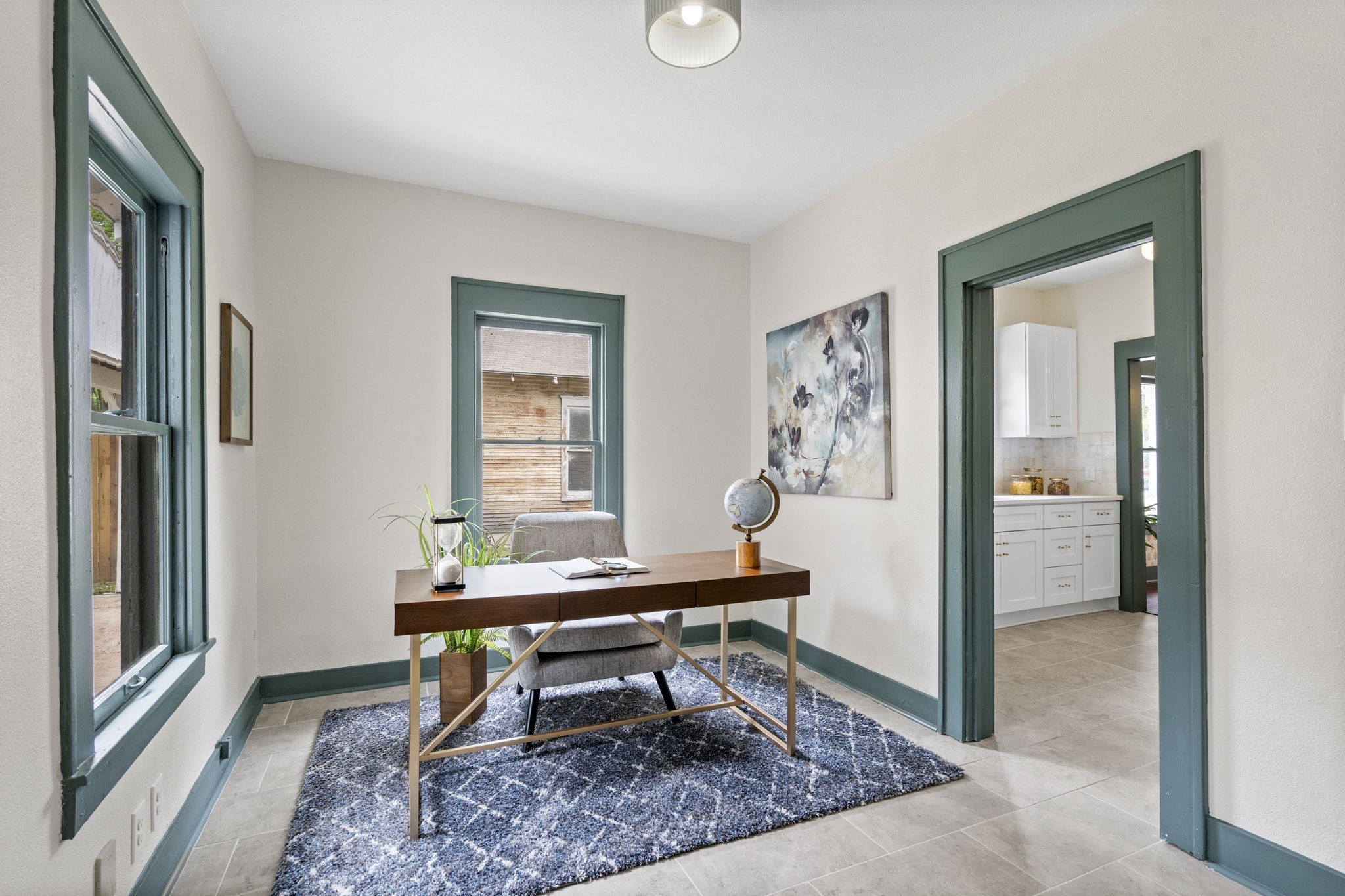 407 S Montclair Avenue