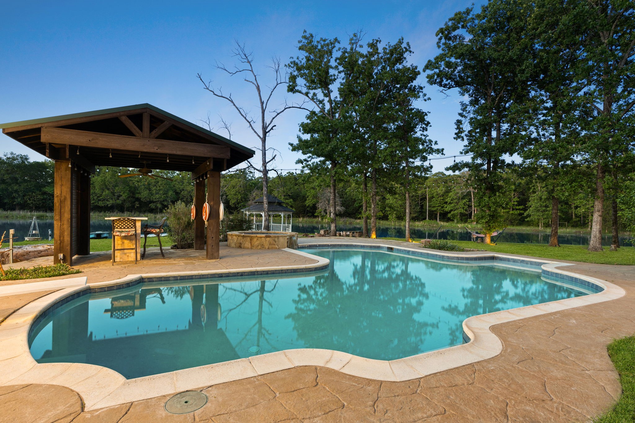 1684 County Road 3318