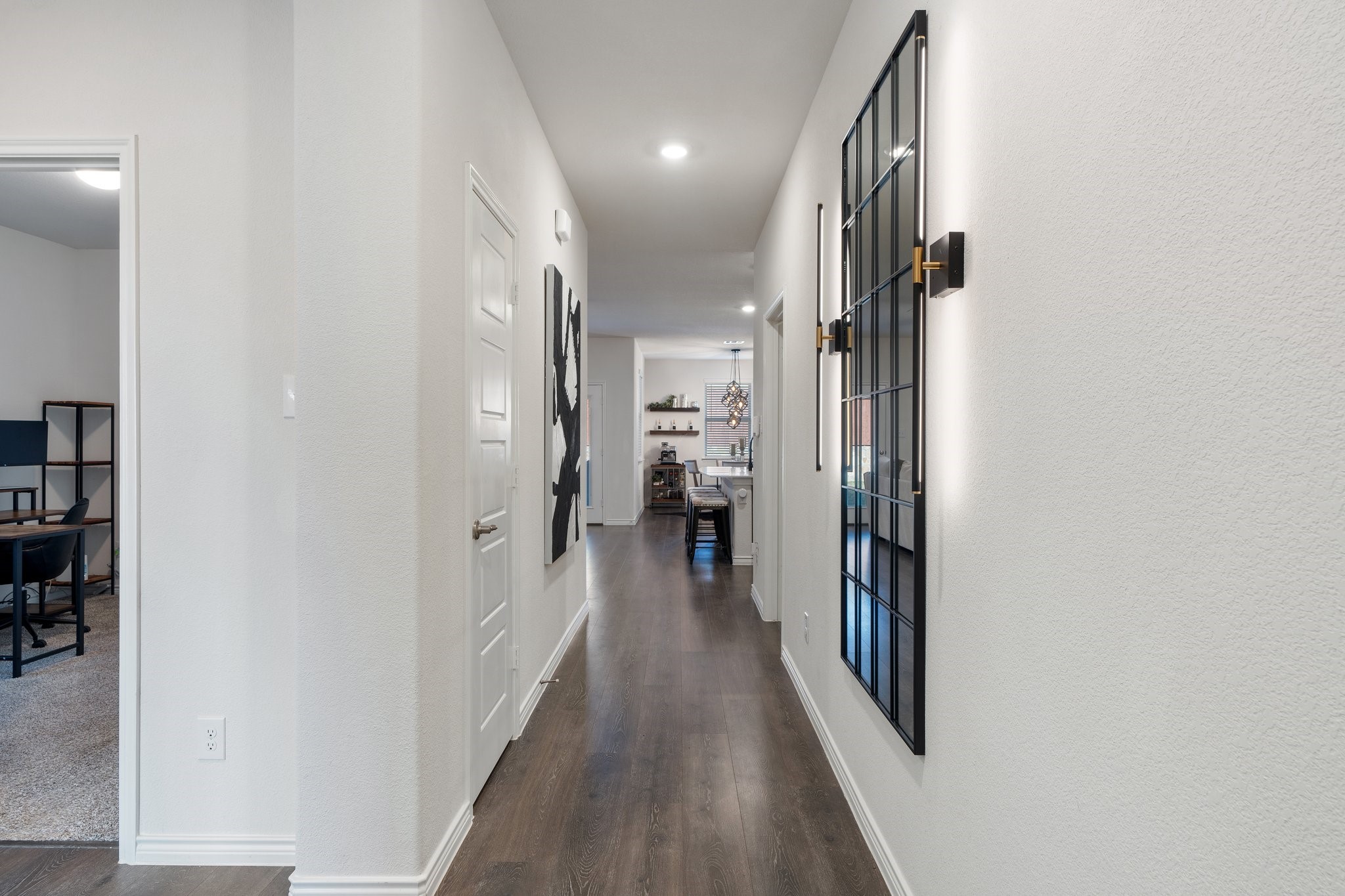 3312 Macaw Road