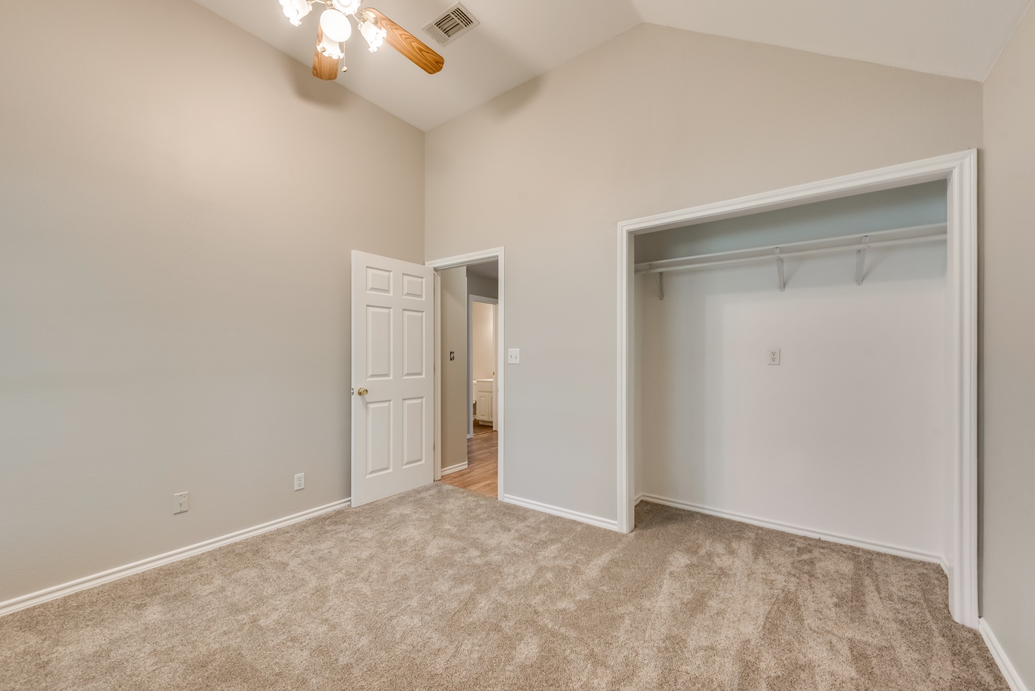 300 E North Creek Drive