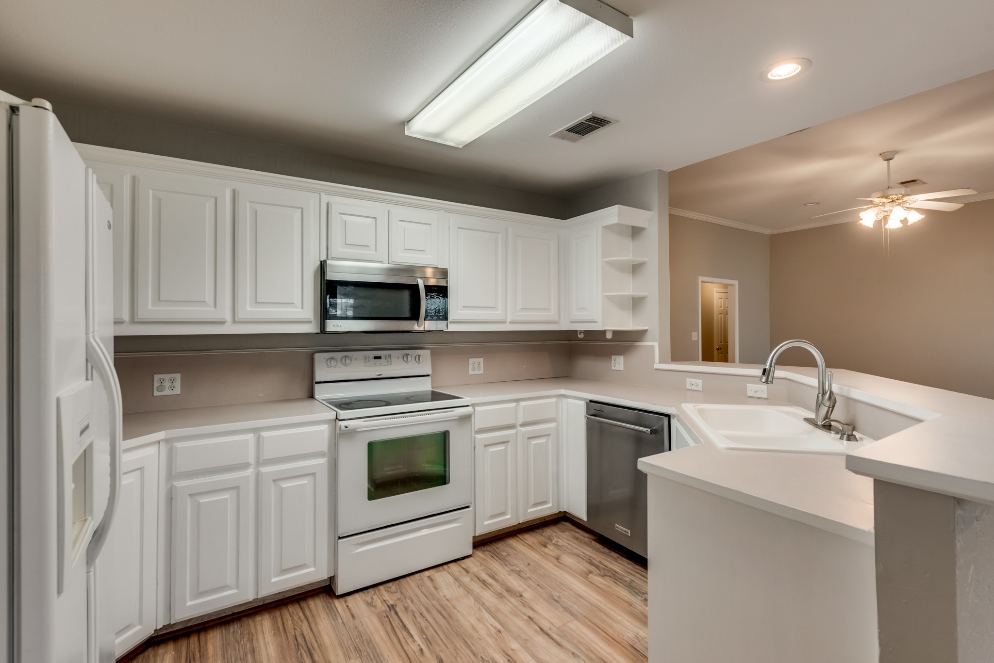 300 E North Creek Drive