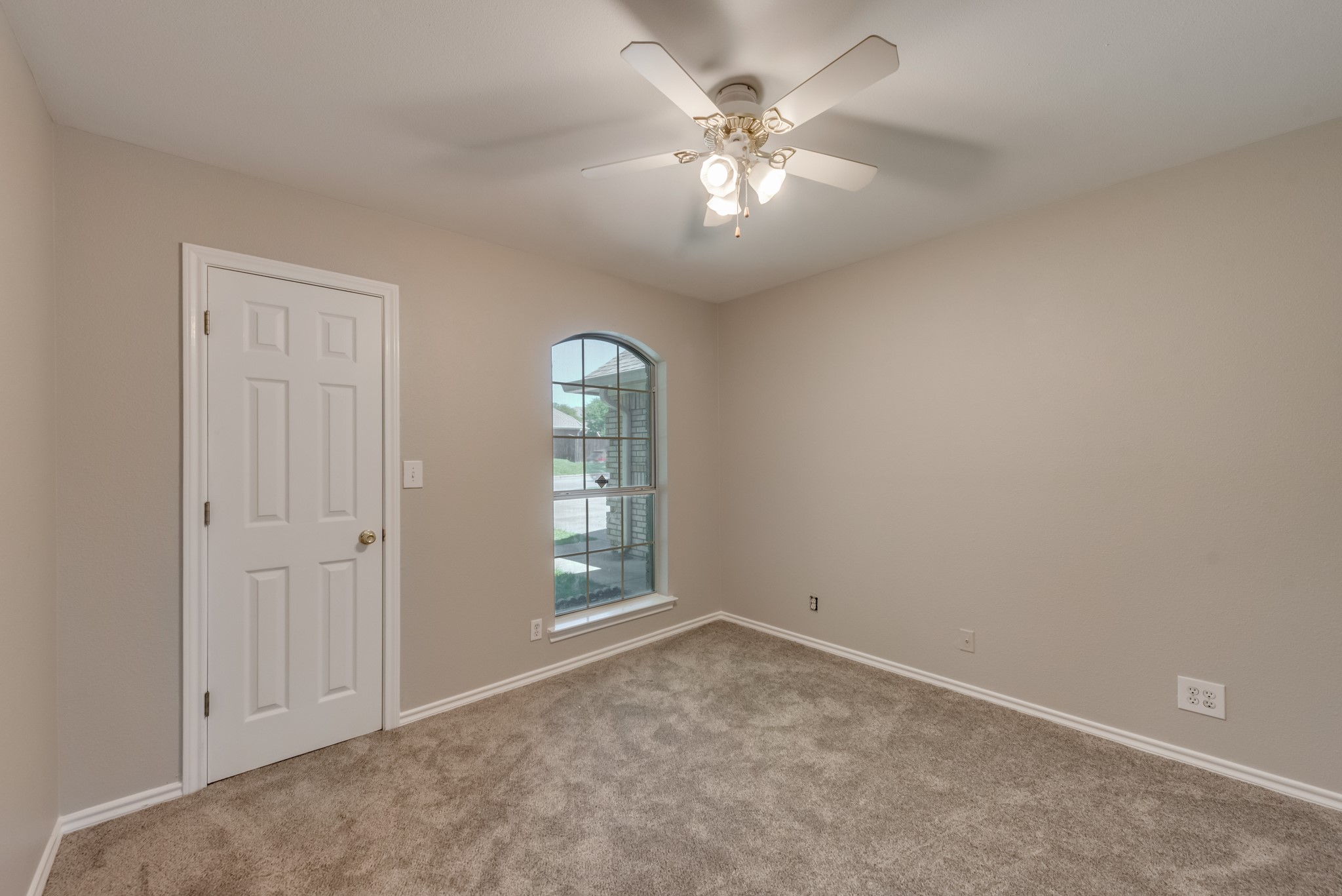 300 E North Creek Drive