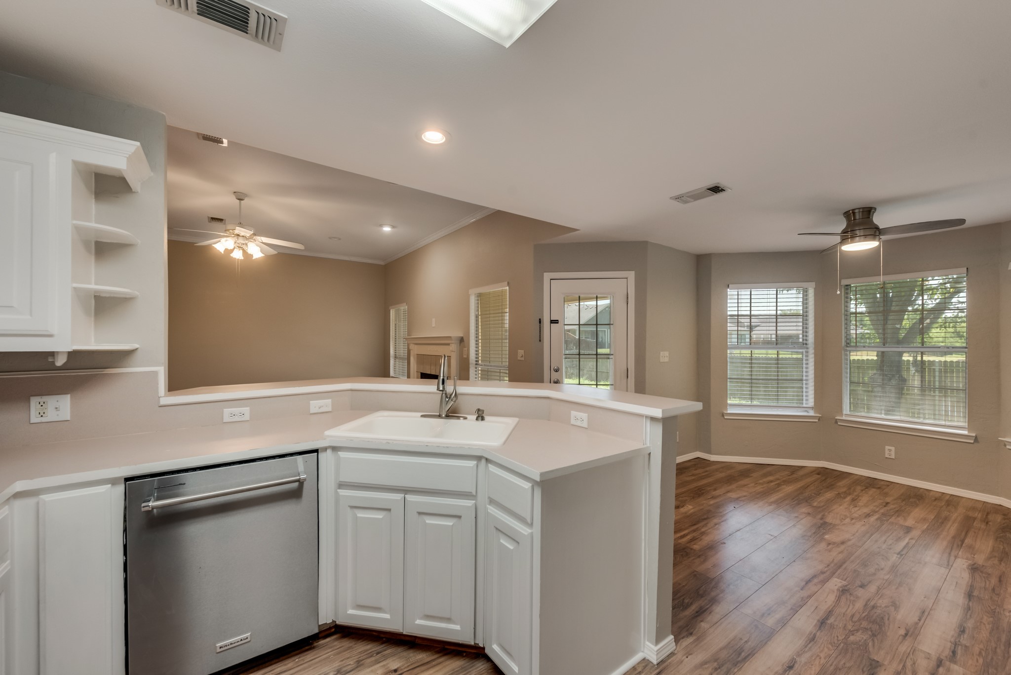 300 E North Creek Drive