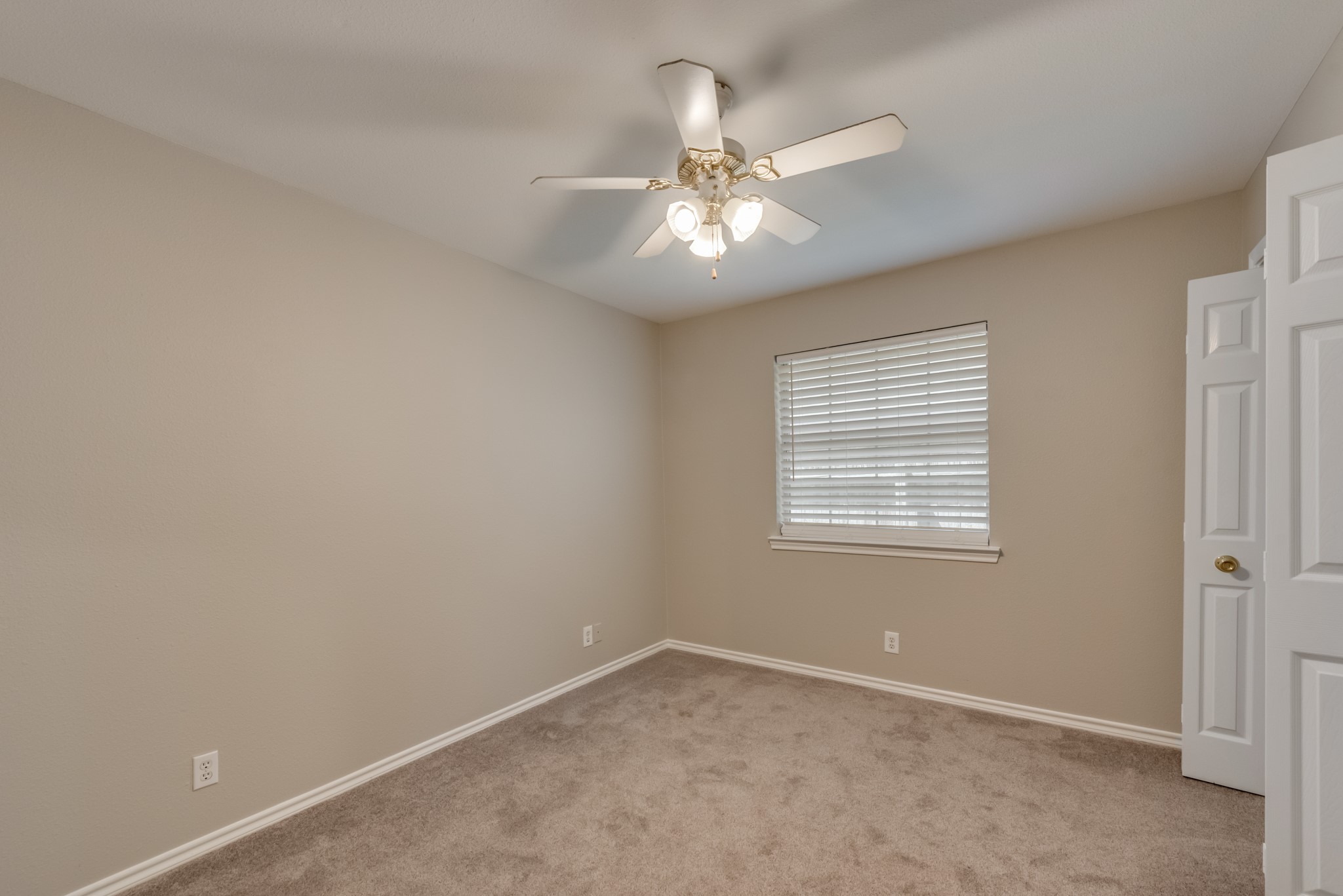 300 E North Creek Drive