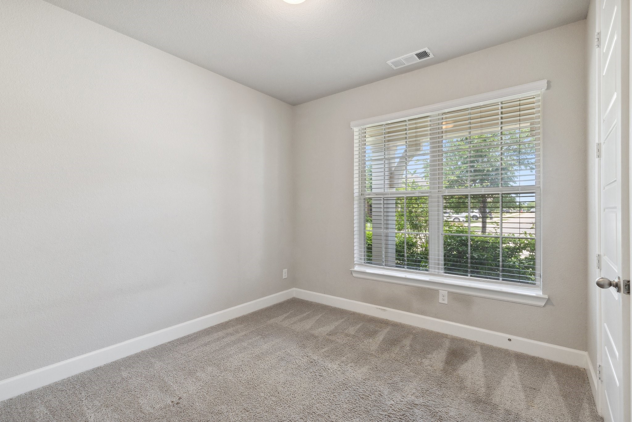 2415 Preakness Place