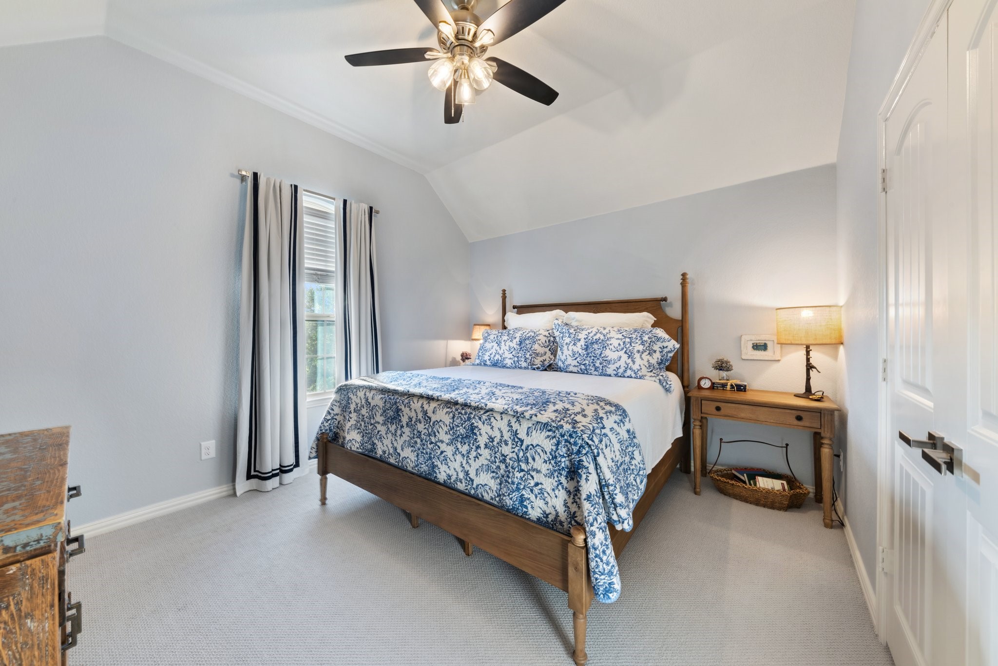 14322 Summerwoods Lane