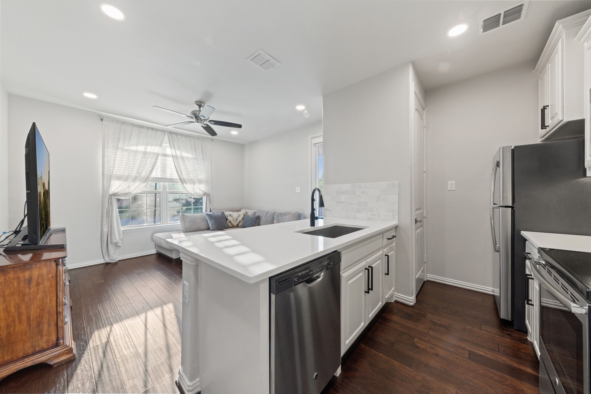 14322 Summerwoods Lane