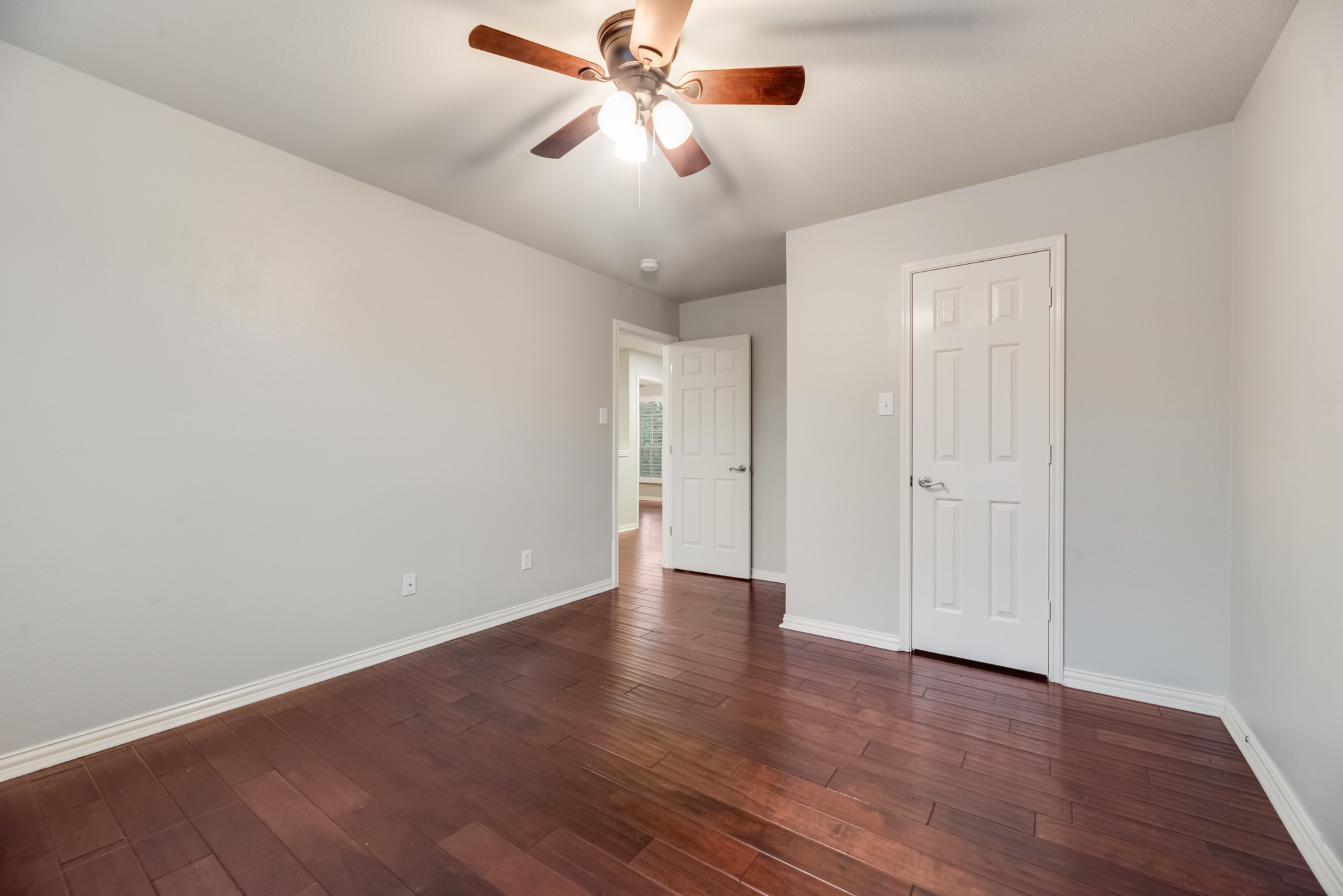 851 Carolina Way