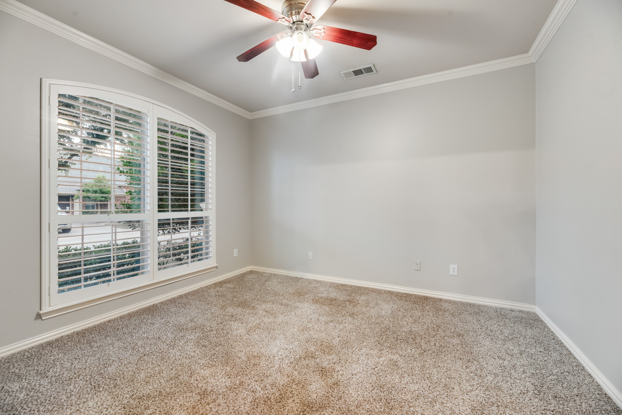 851 Carolina Way
