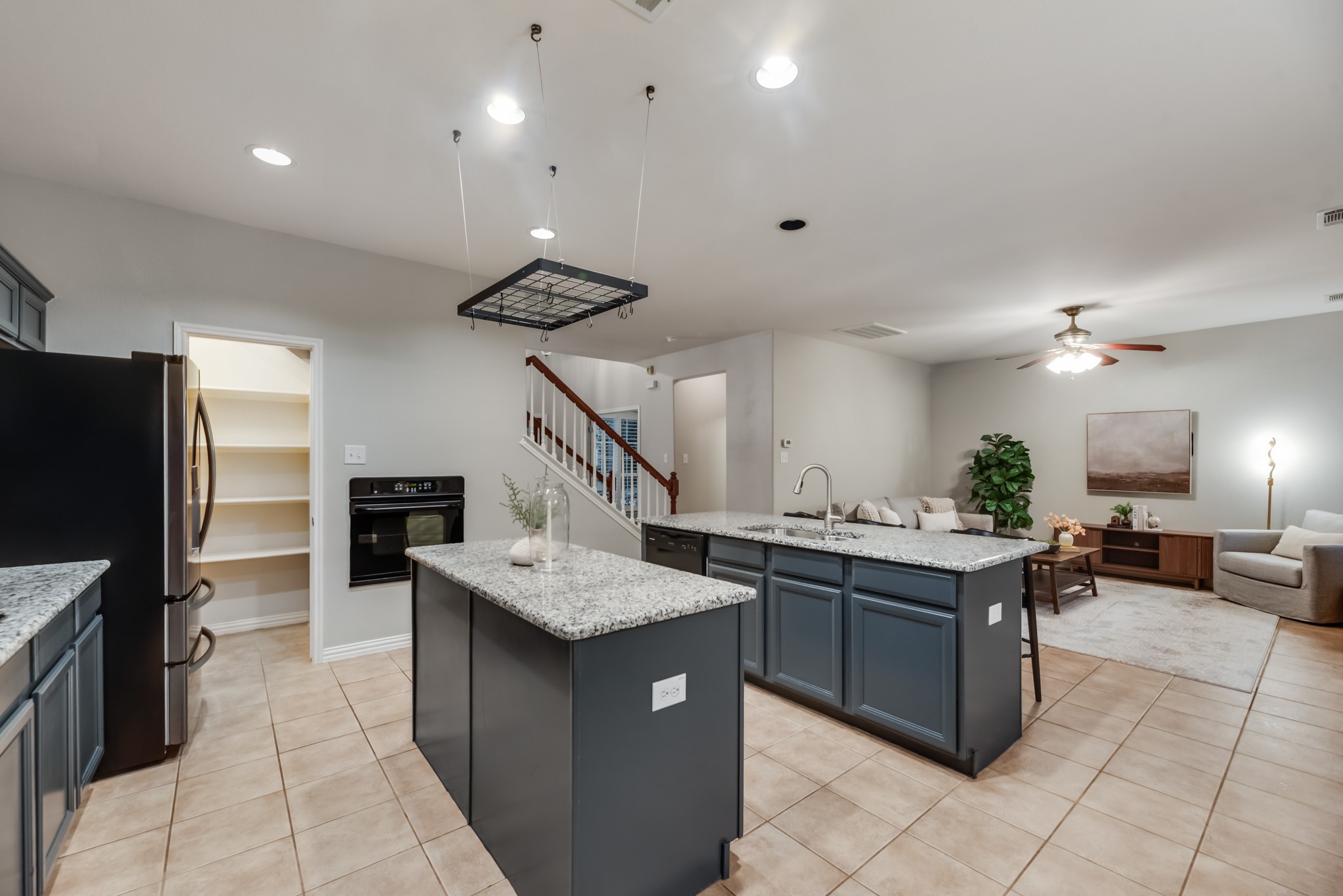 851 Carolina Way