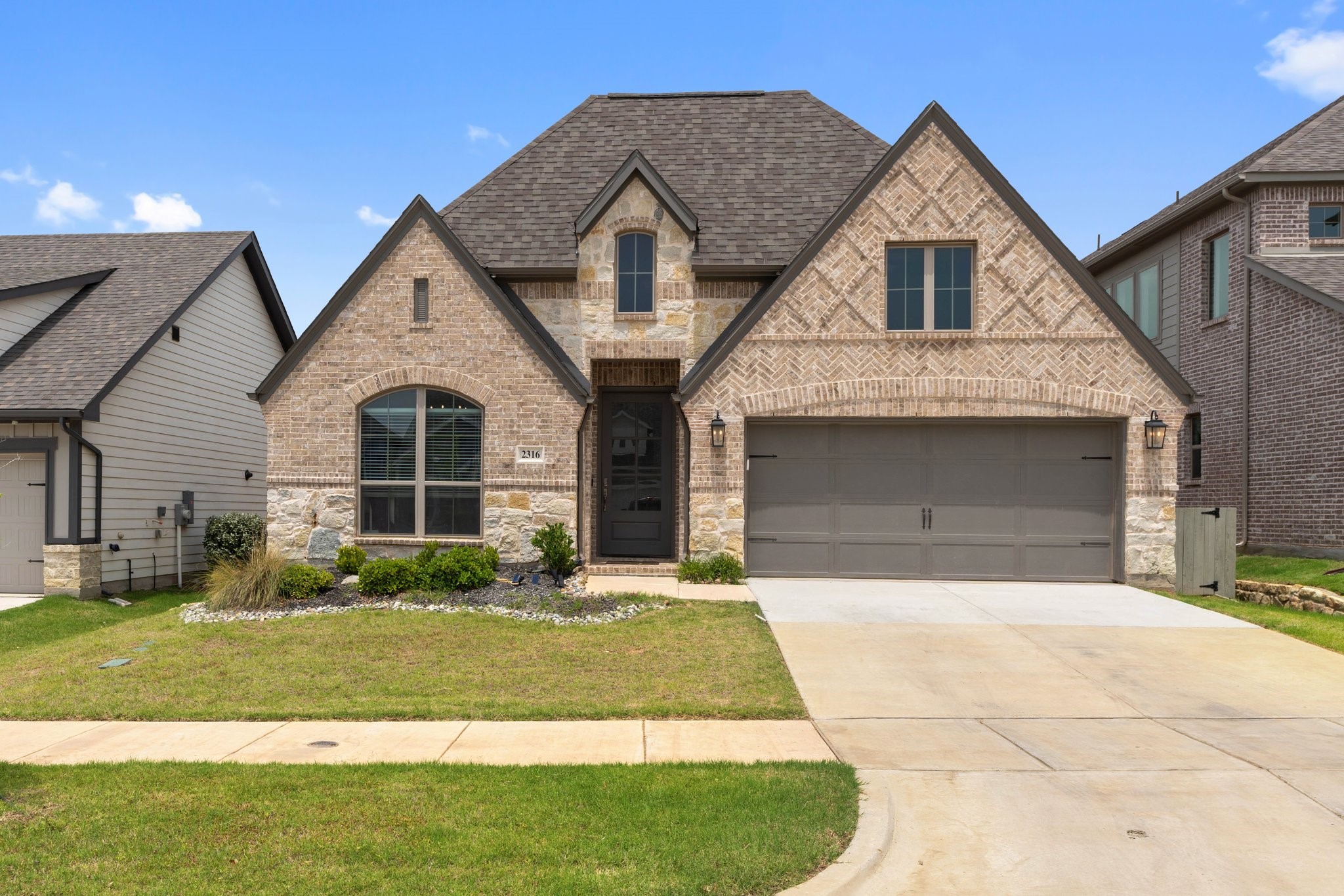 2316 Lazy Dog Lane