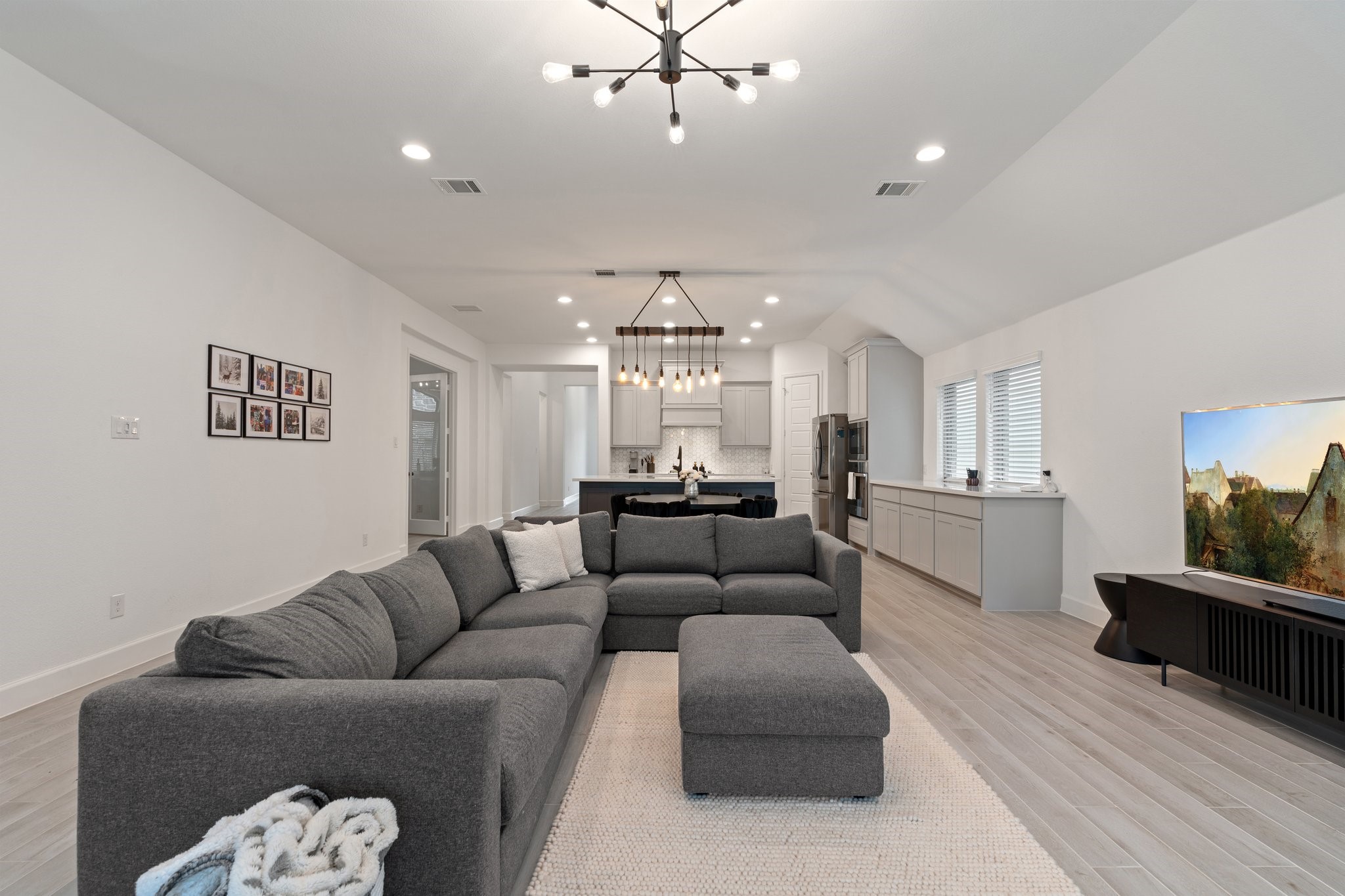 2316 Lazy Dog Lane