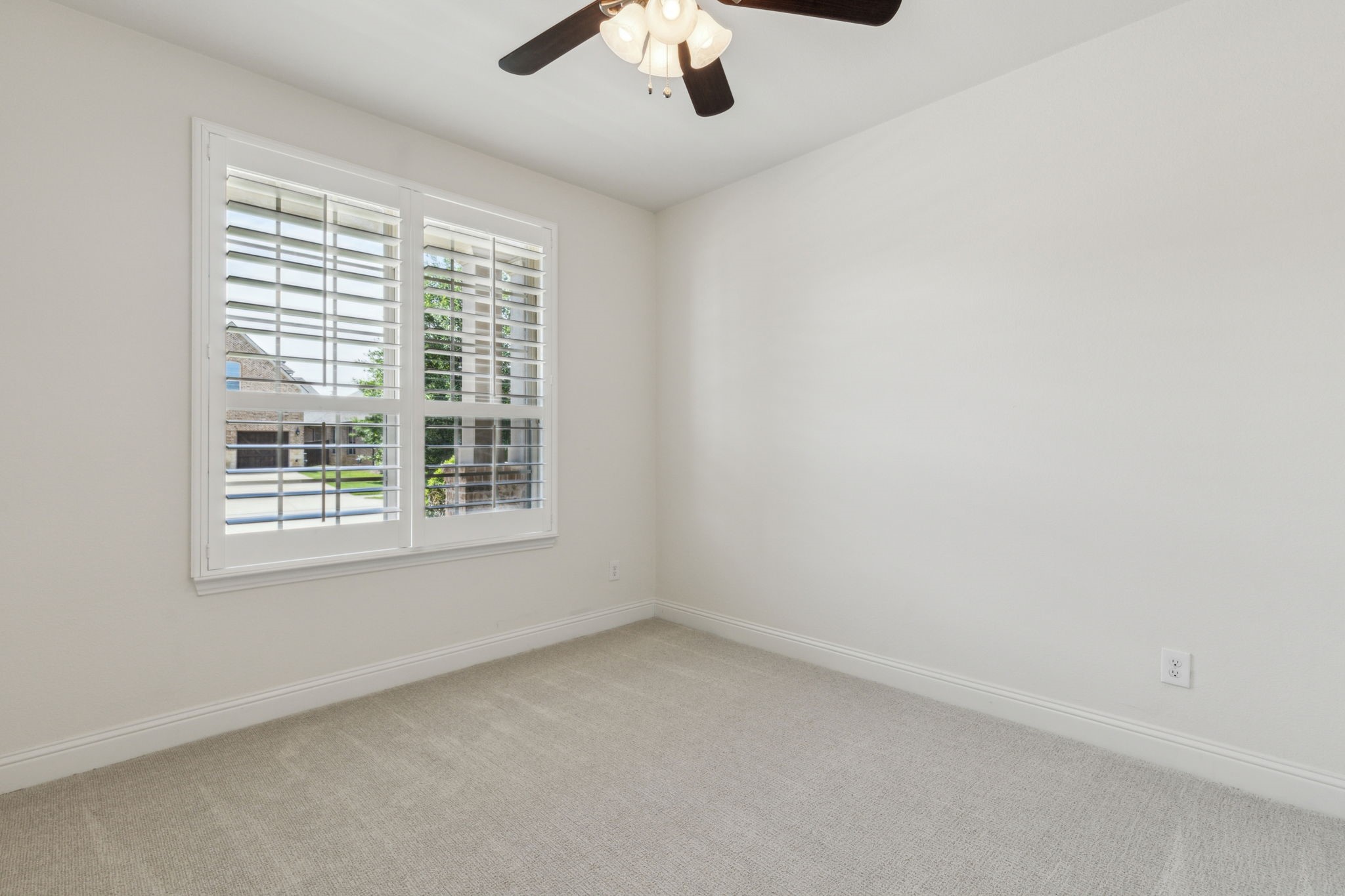 560 Evening Sun Drive