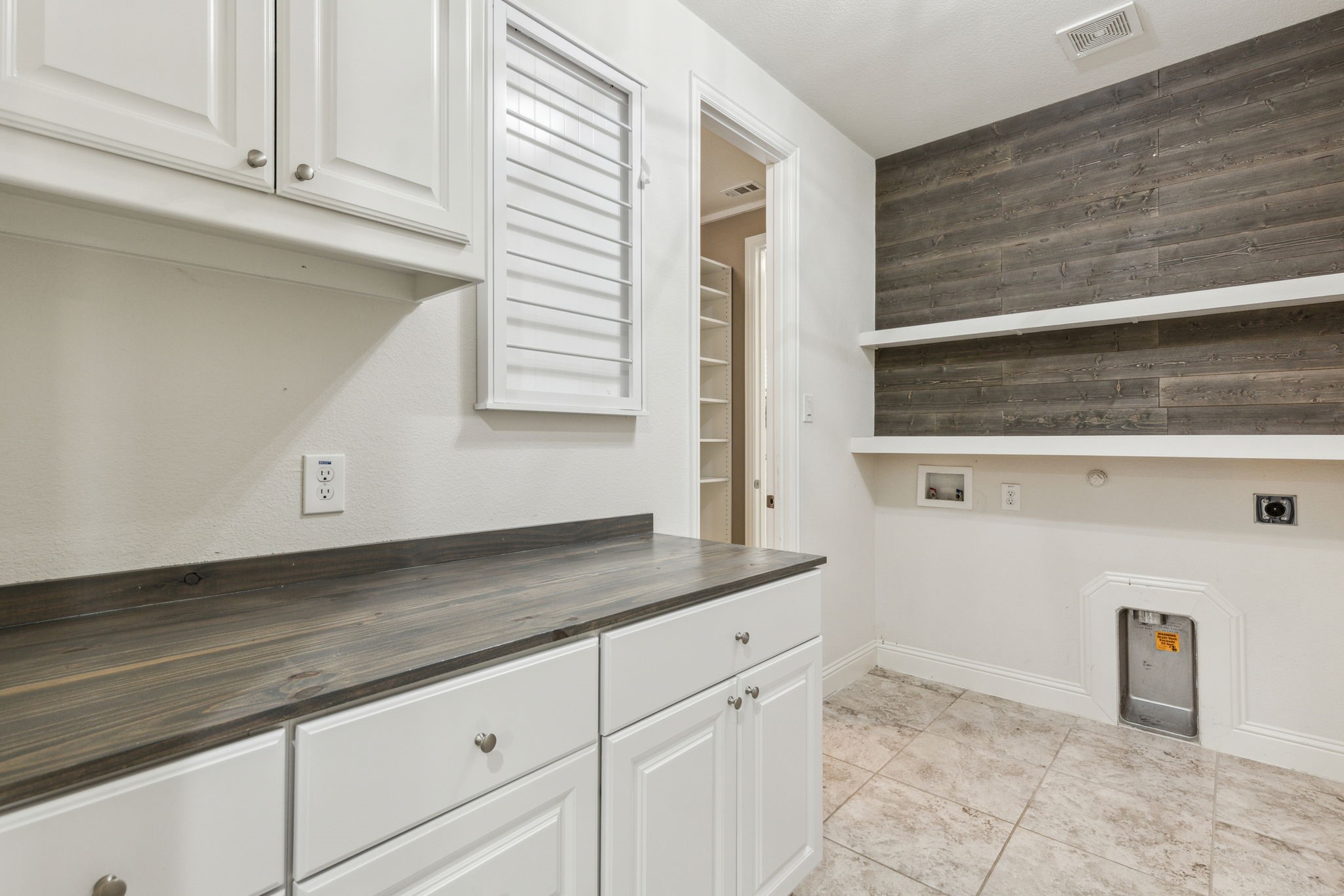 560 Evening Sun Drive