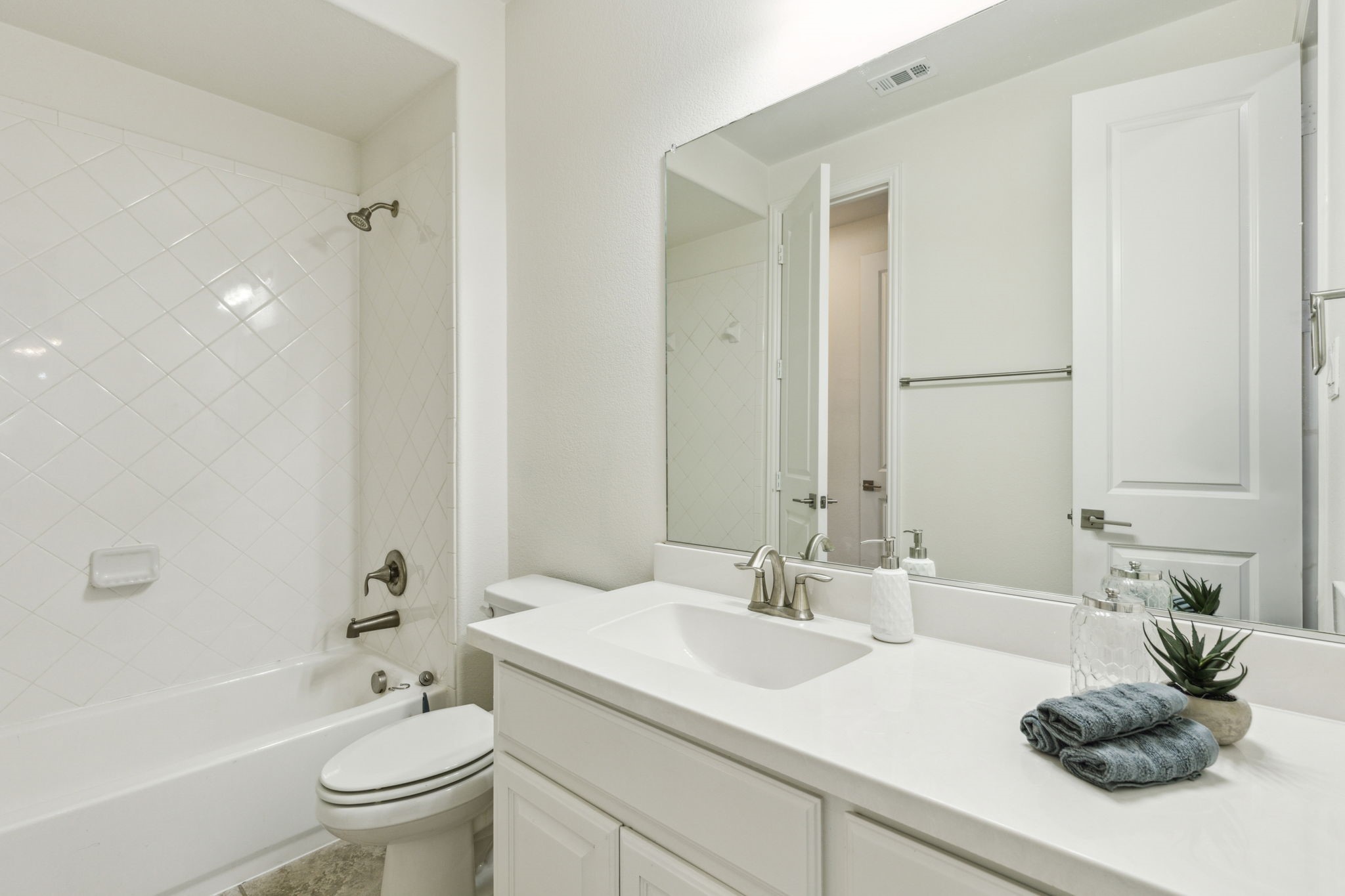 560 Evening Sun Drive