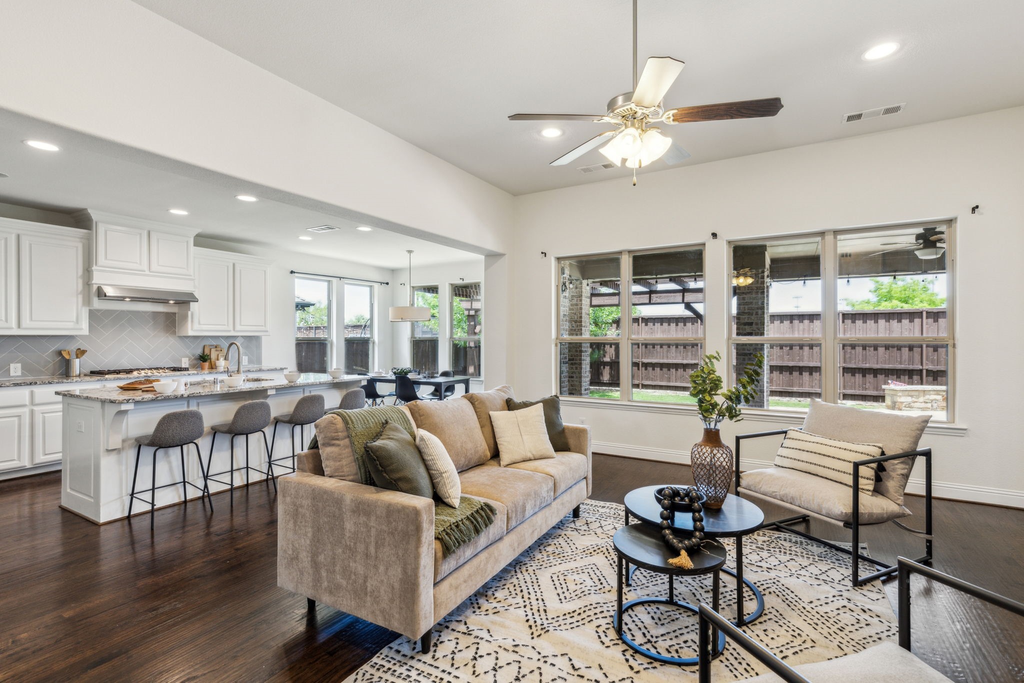 560 Evening Sun Drive