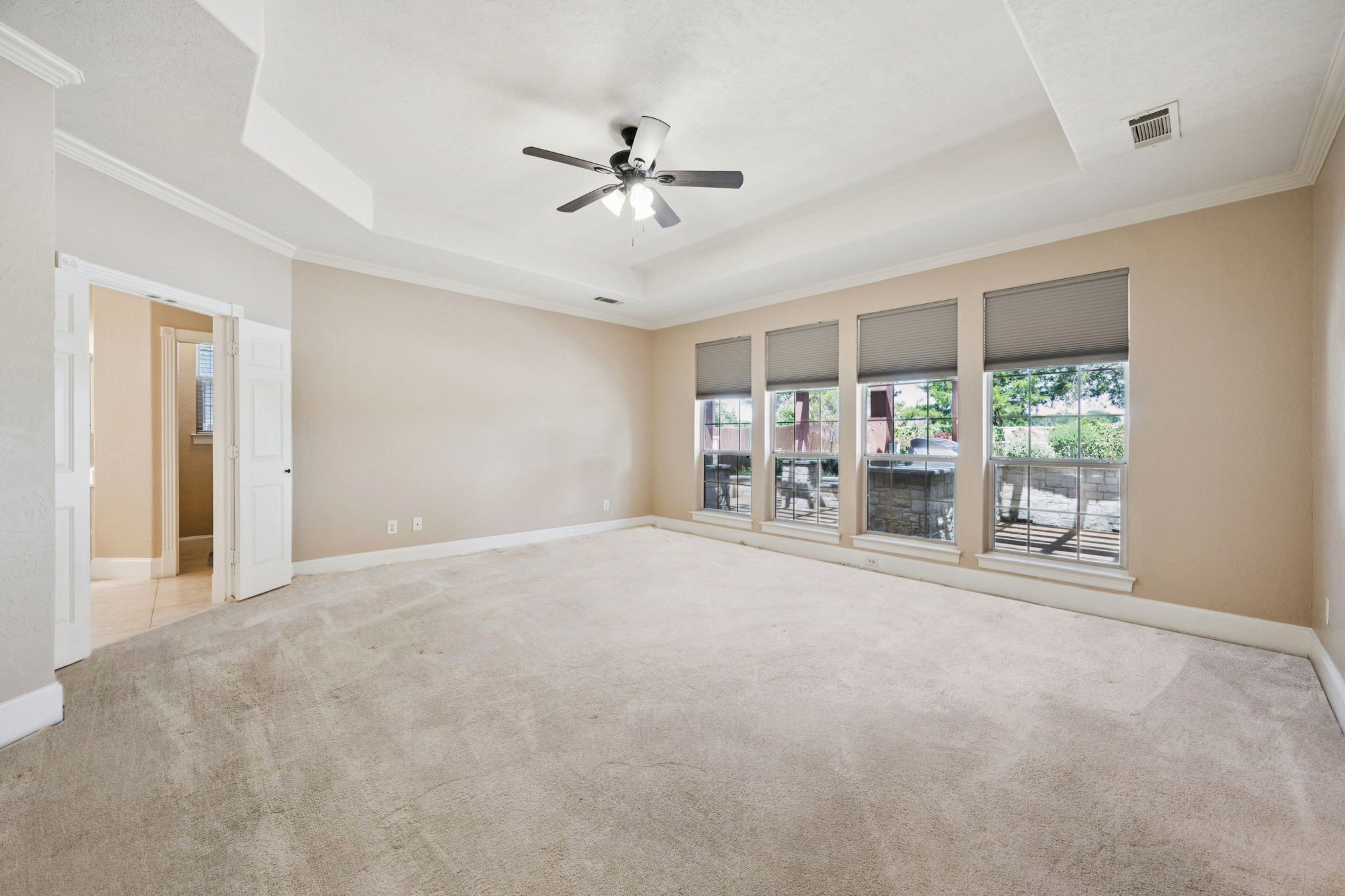 613 Edgewood Lane